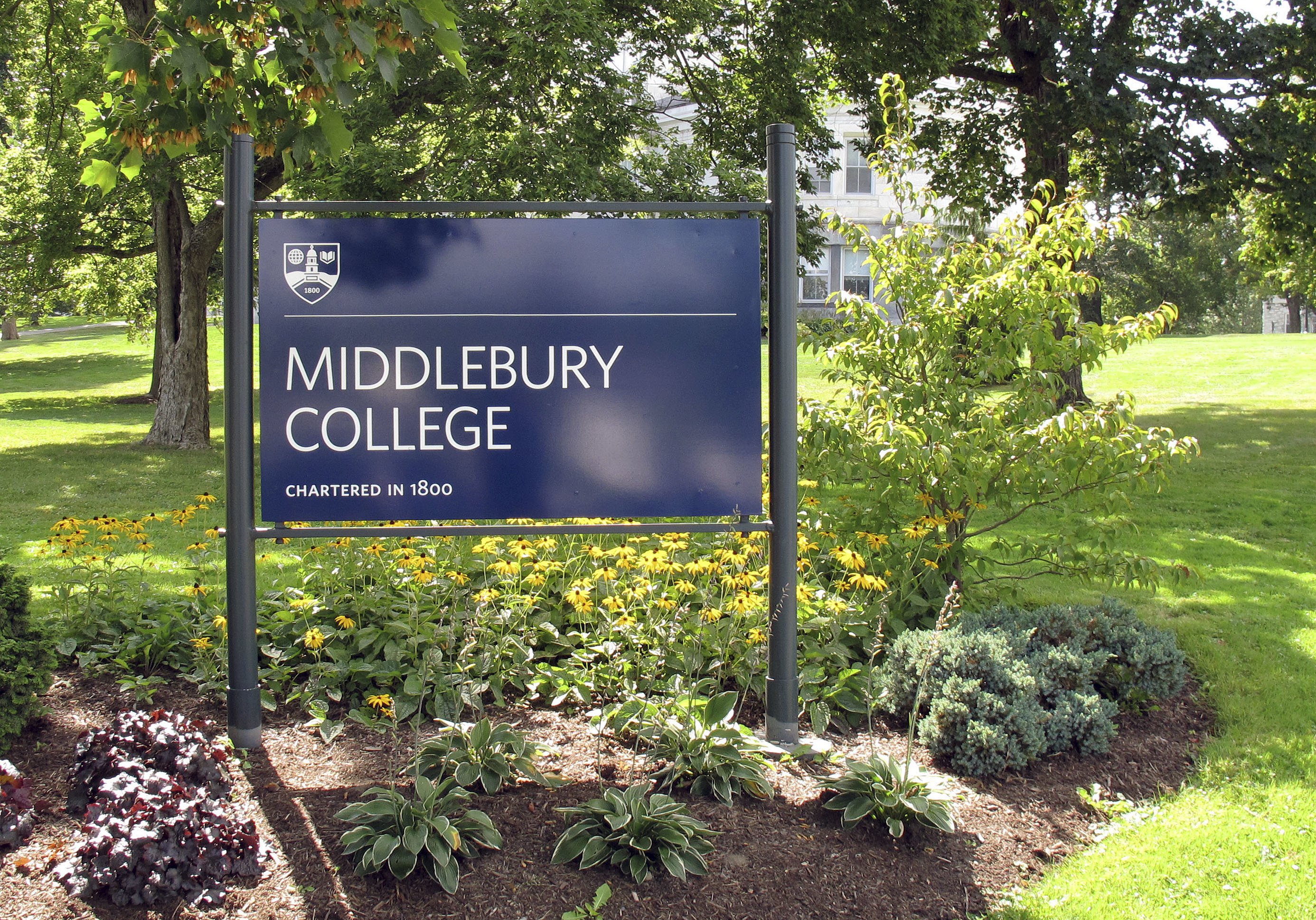 Middlebury College bars 22 students from campus for violating COVID19