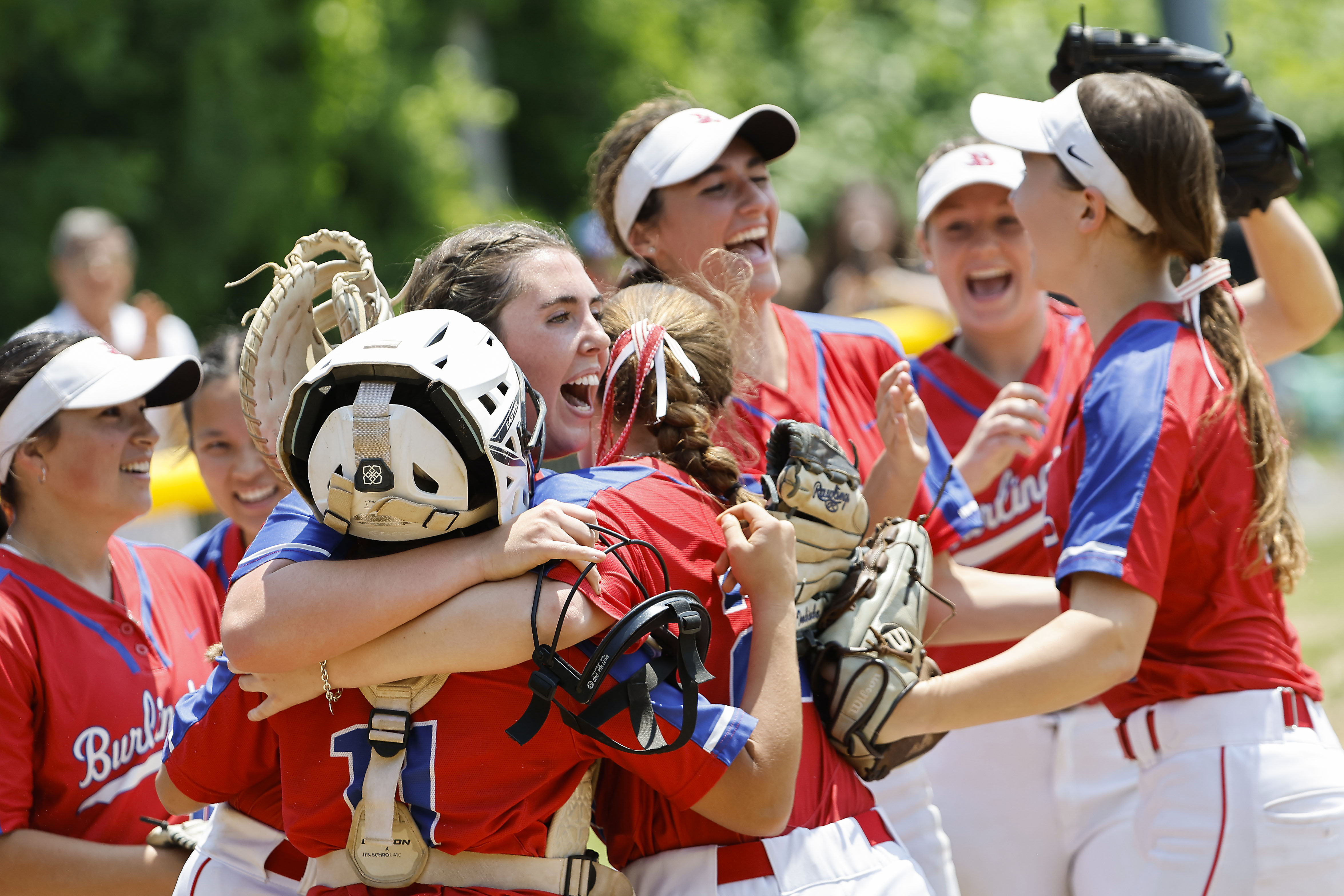 12 Minutes of Best Plays from the Senior League Softball World