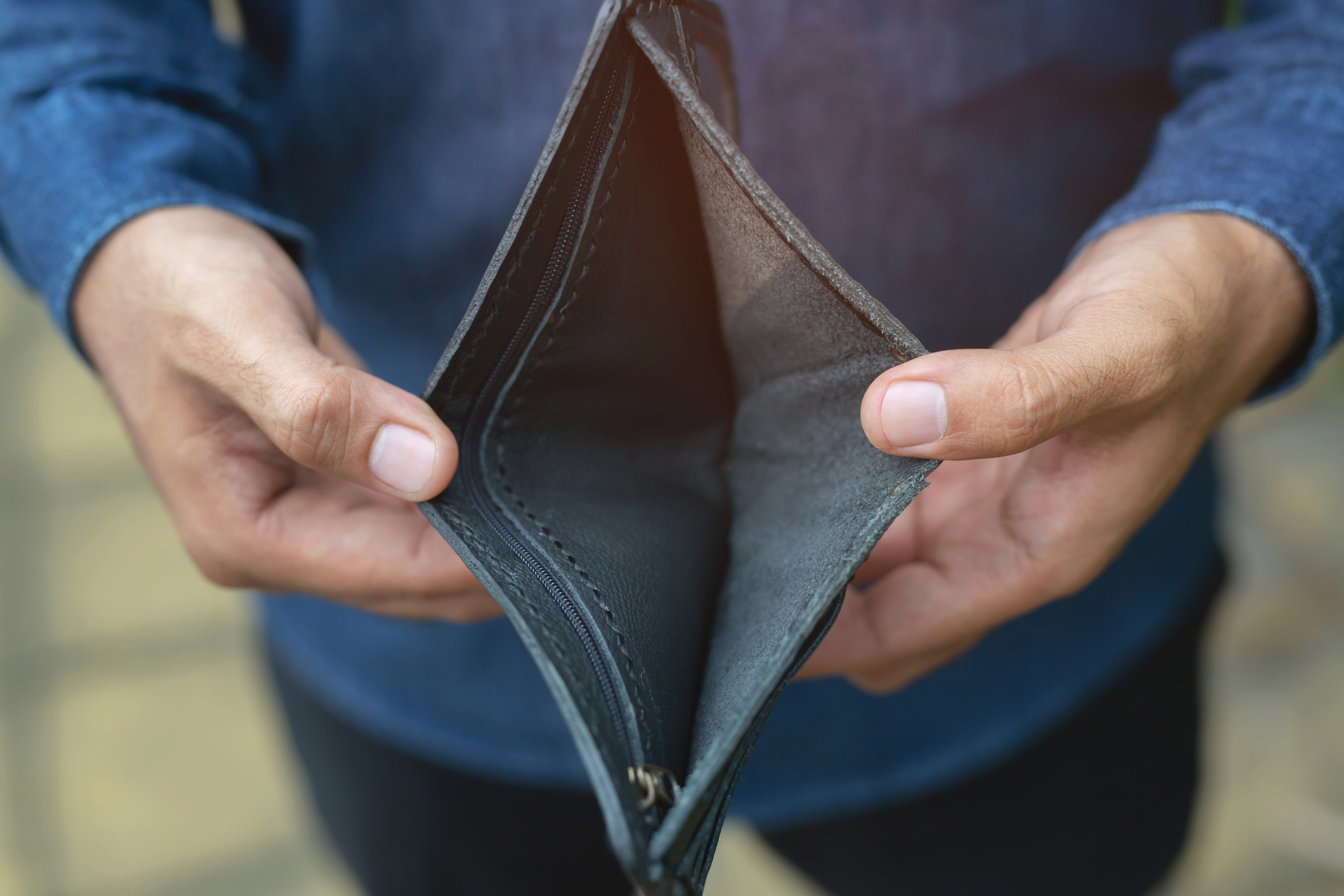 And if wallets are over now, then why did “Schitt’s Creek” star Eugene Levy, featured in a Capital One TV ad, just ask me, “What’s in your wallet?”