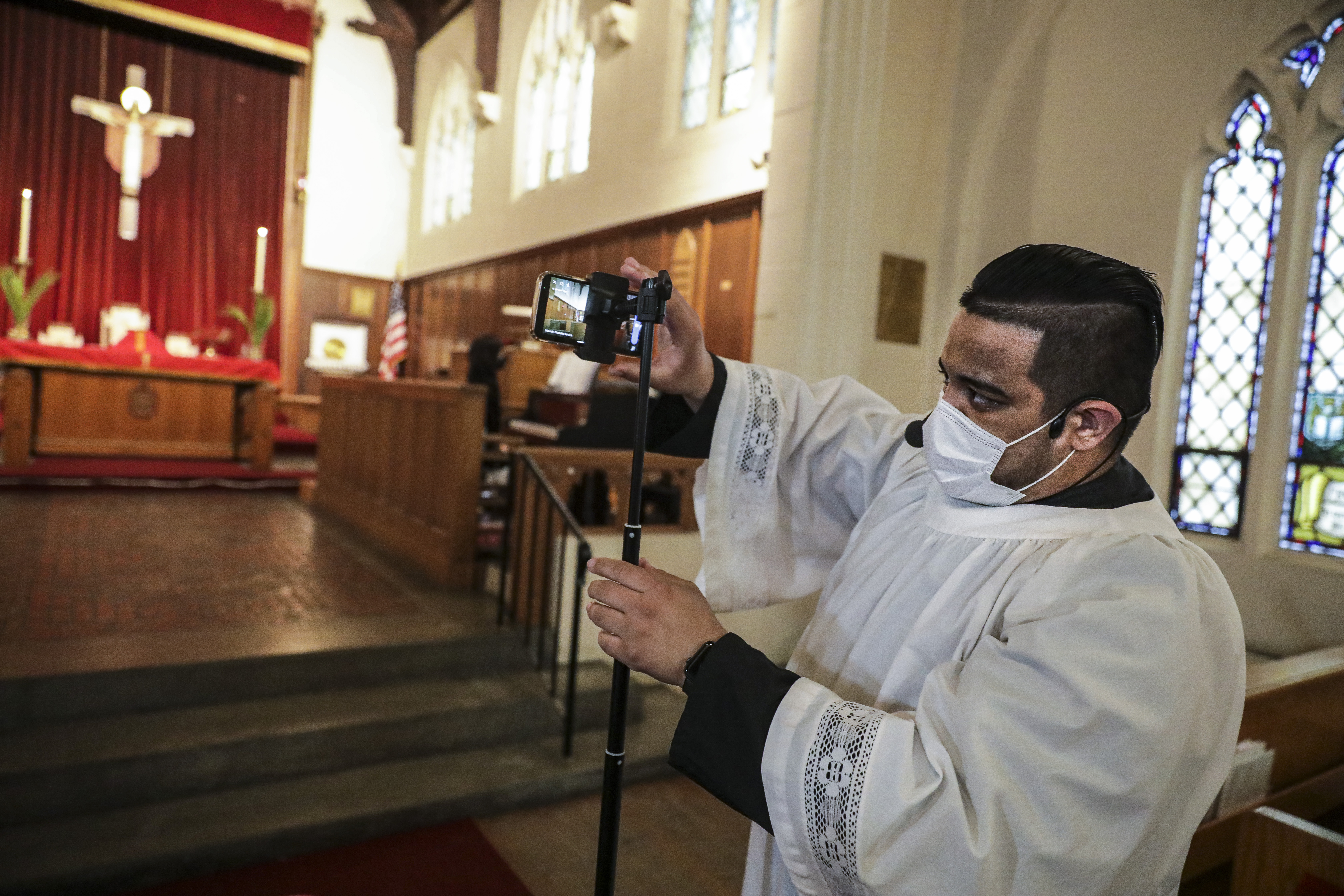 Chelsea’s St. Luke’s-San Lucas Episcopal Church offered live streams of church services.
Reporter: Dasia Moore
