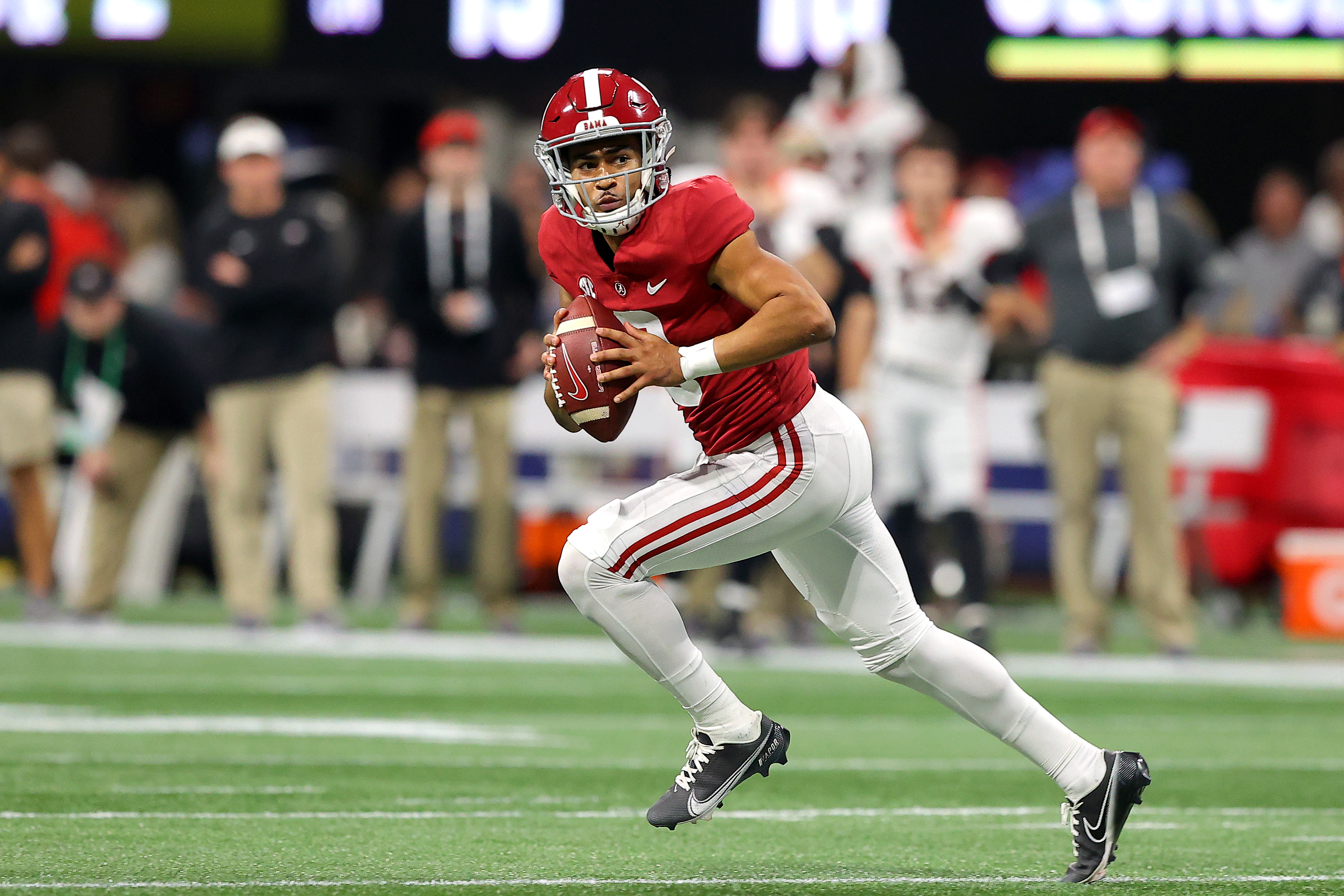 Bryce Young: Alabama's star quarterback announces intention to enter 2023  NFL draft as possible top overall pick