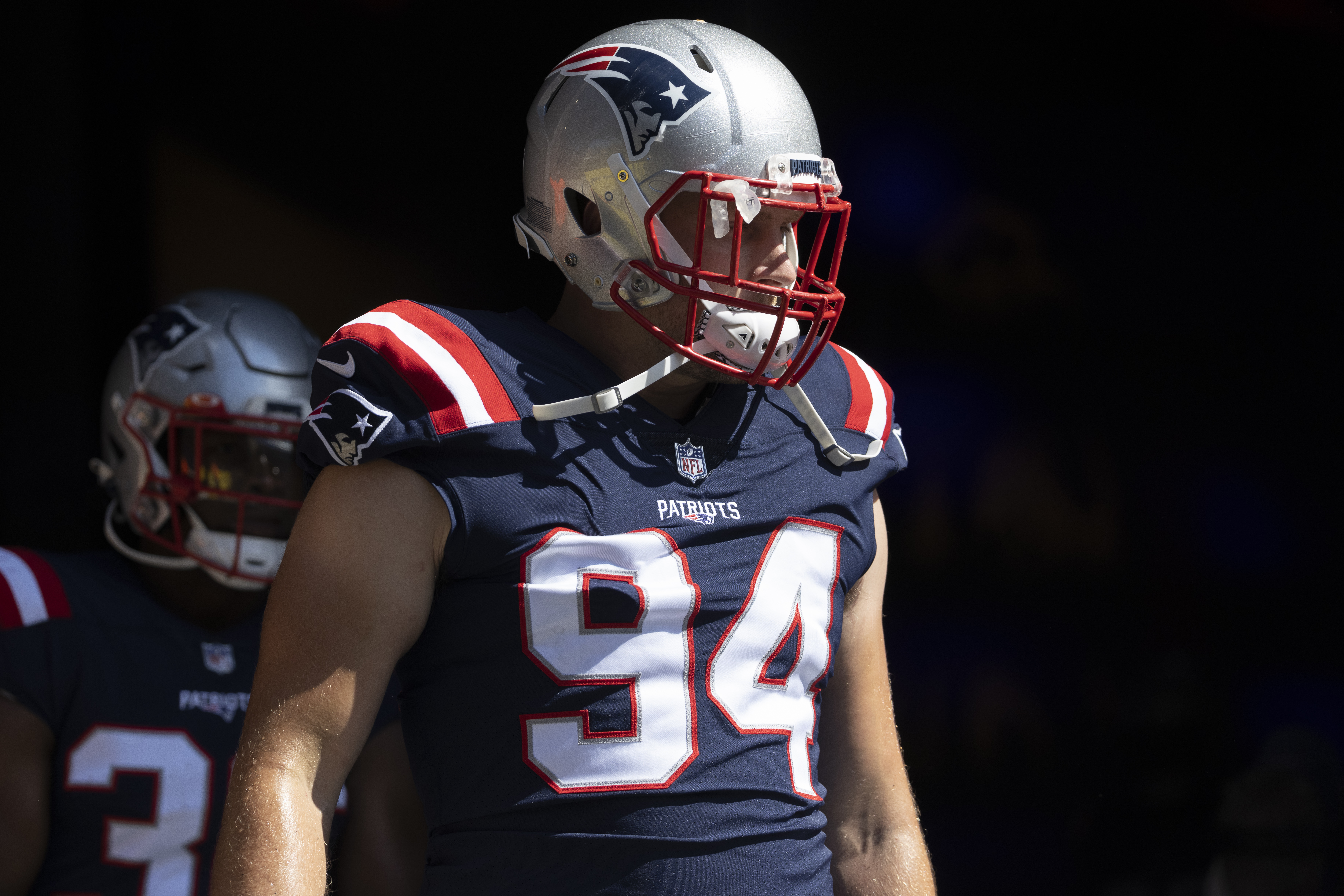 Patriots Journal: Veteran lineman Benard, TE Ballard among 10 players cut