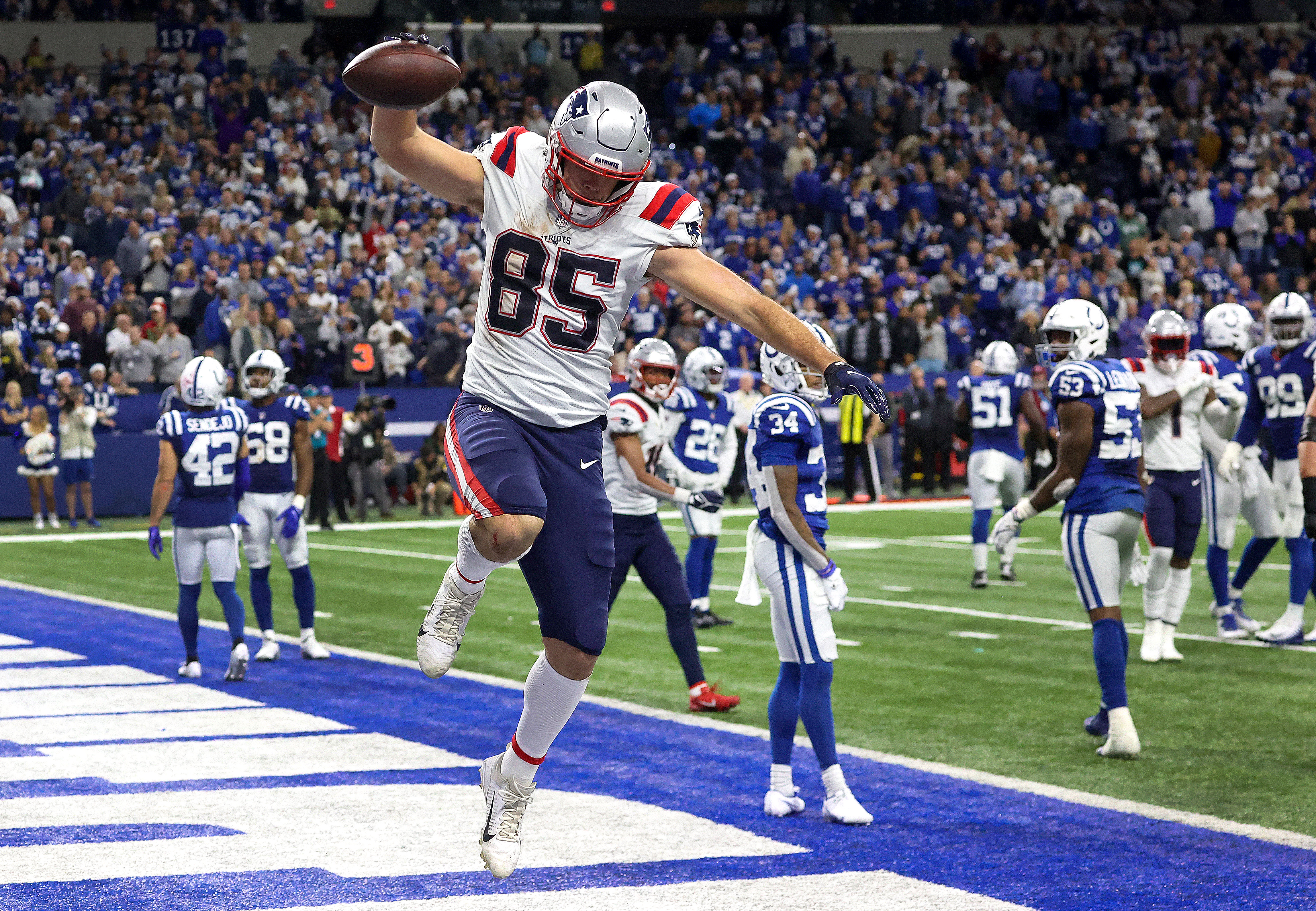 Colts assistant Bubba Ventrone has a special place in Patriots' hearts -  The Boston Globe