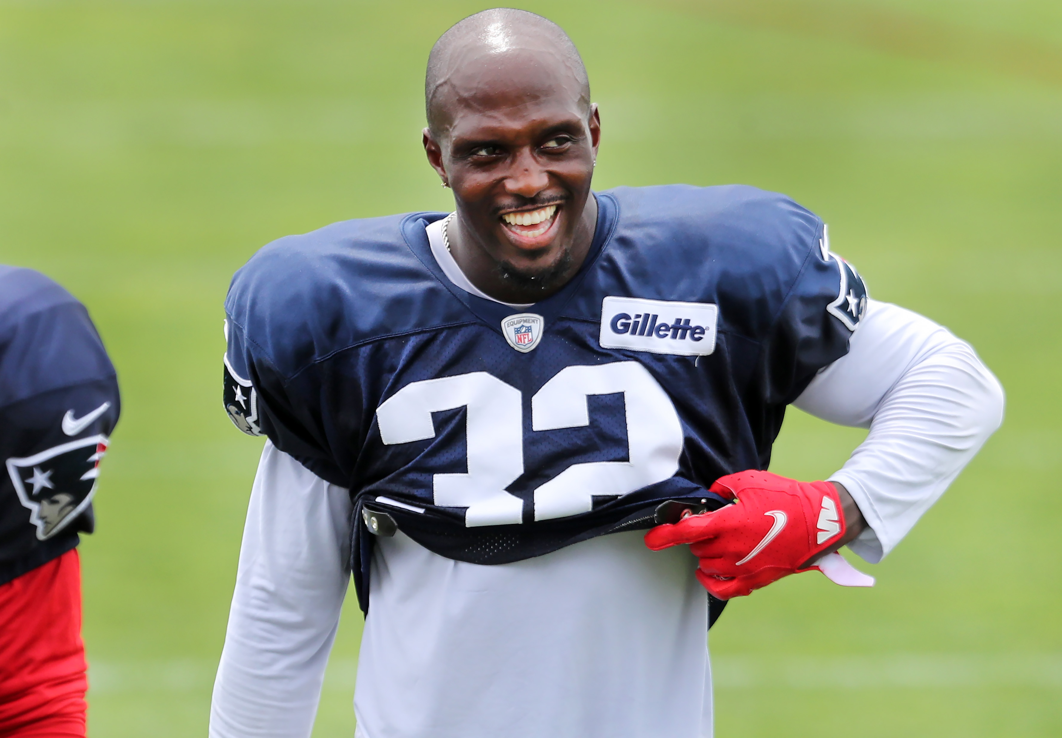 Matthew Slater of New England Patriots passionately defends