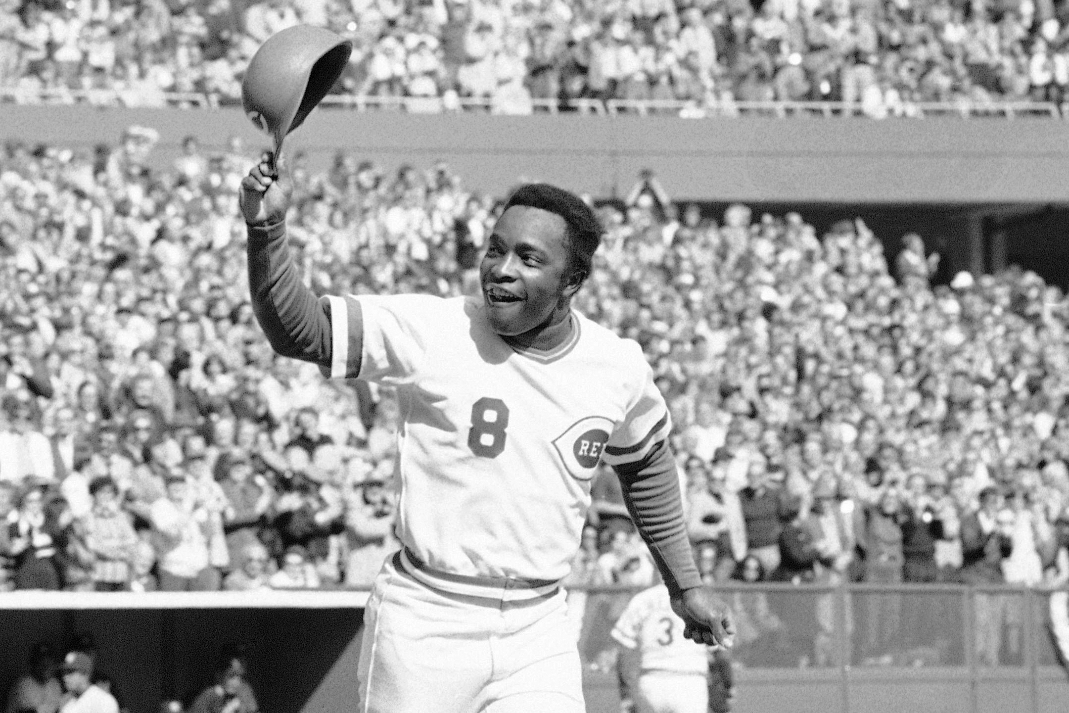Mr. Morgan tipped his helmet to the fans as he rounded the bases after a homer in the first inning of a World Series game against the New York Yankees at Riverfront Stadium in Cincinnati.