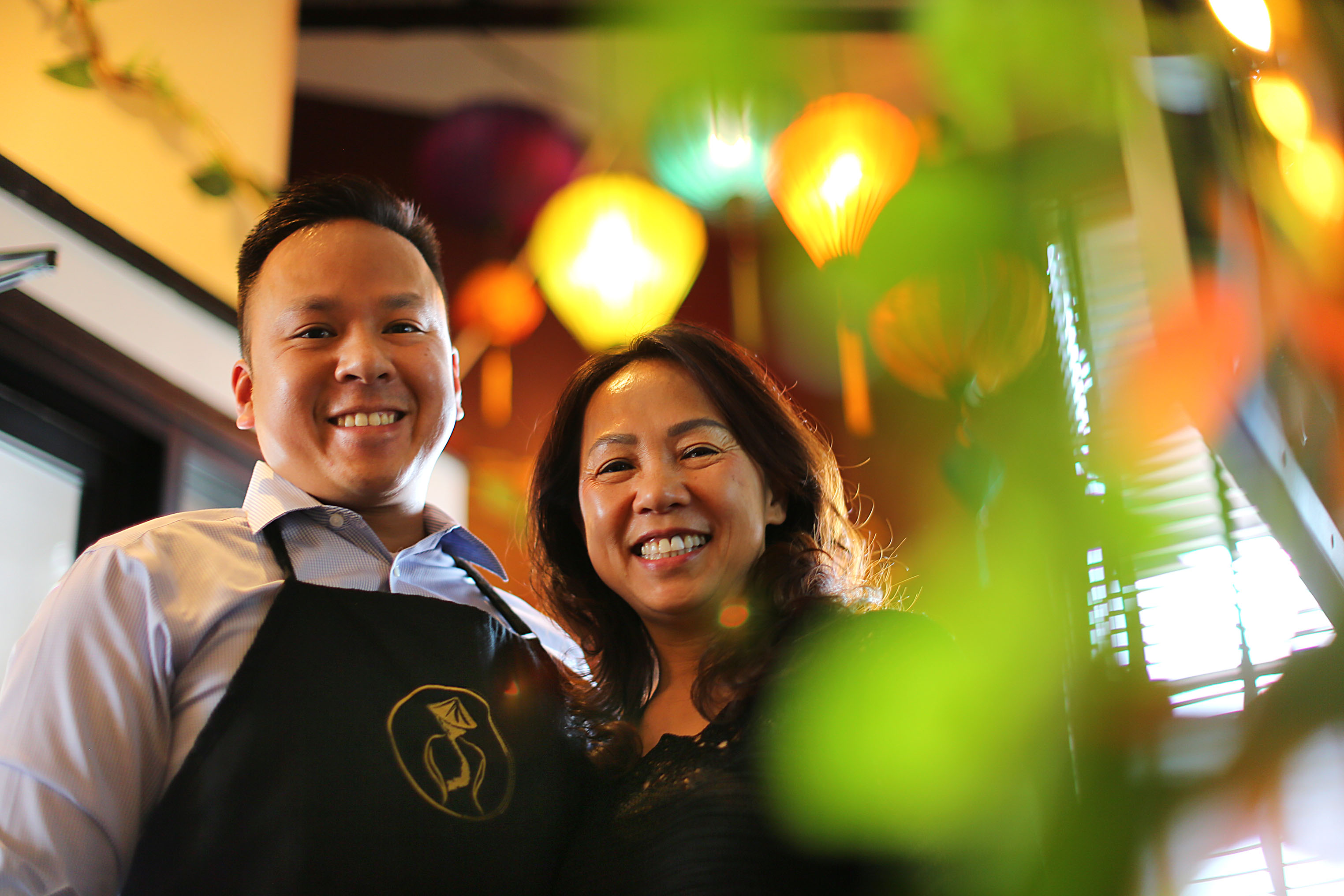 Tam Le and his mother, Thao, at Pho Linh restaurant in 2015.
