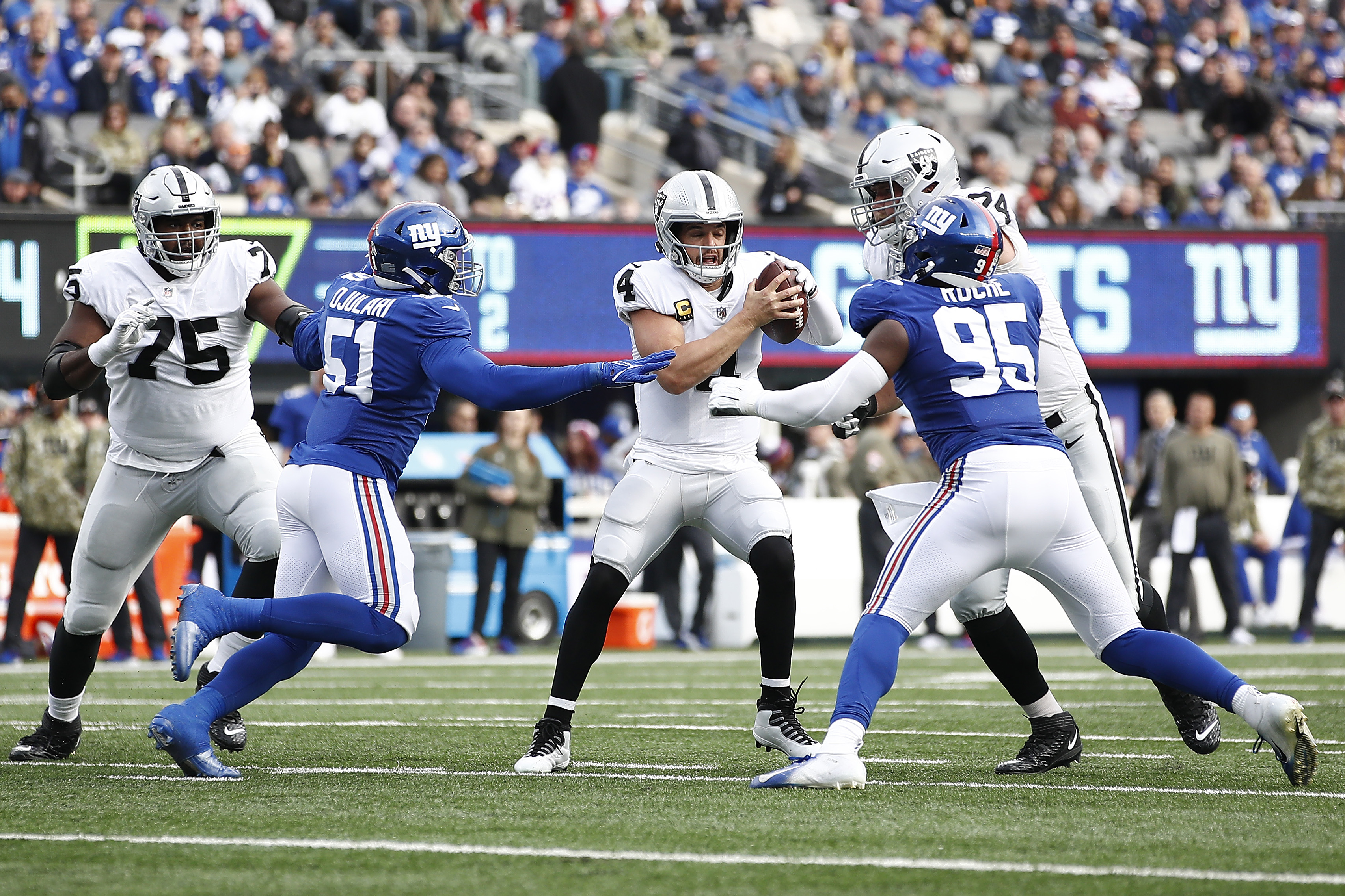 Derek Carr's emotions emerge after Raiders lose to Colts