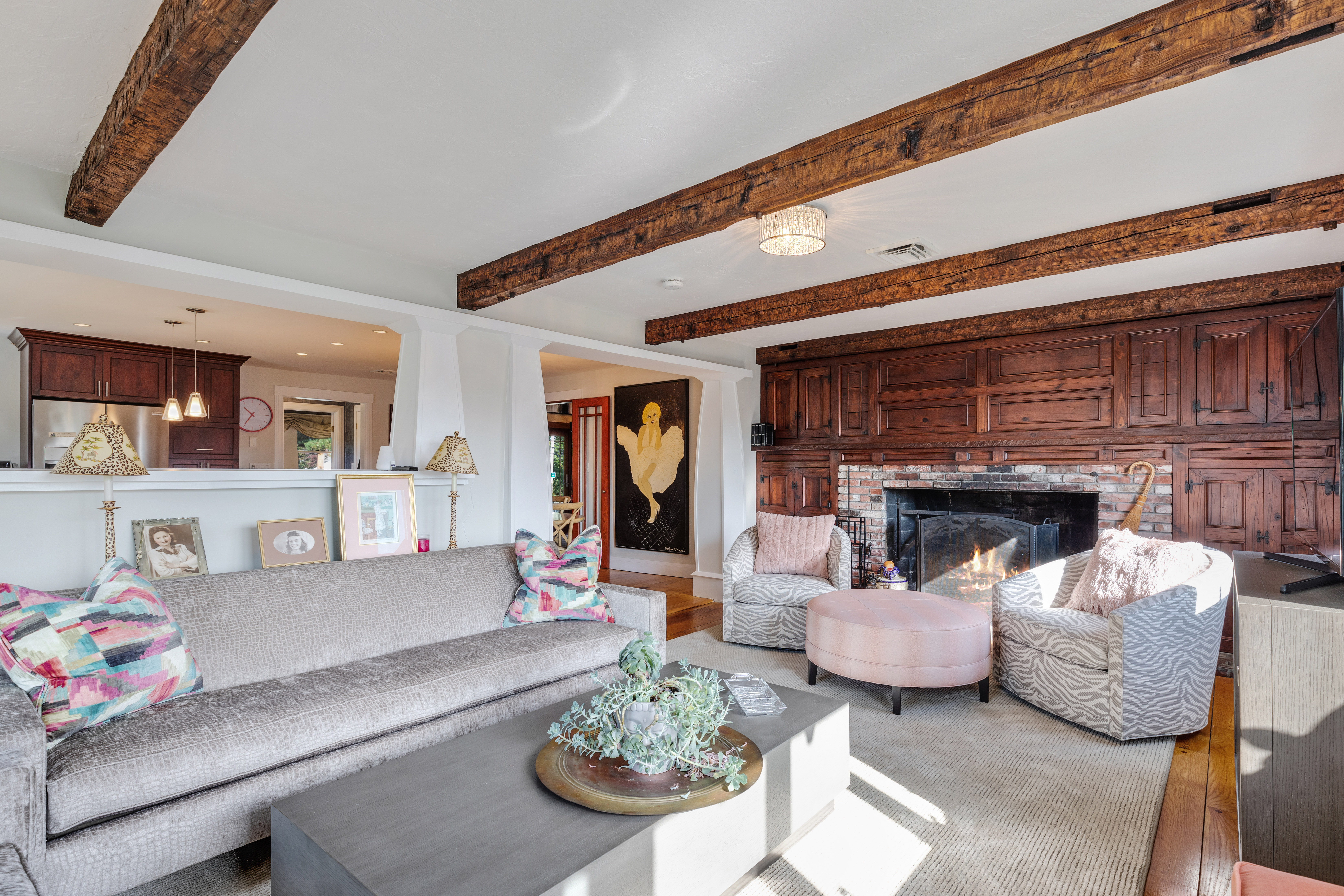224-bellevue-quincy-fireplace