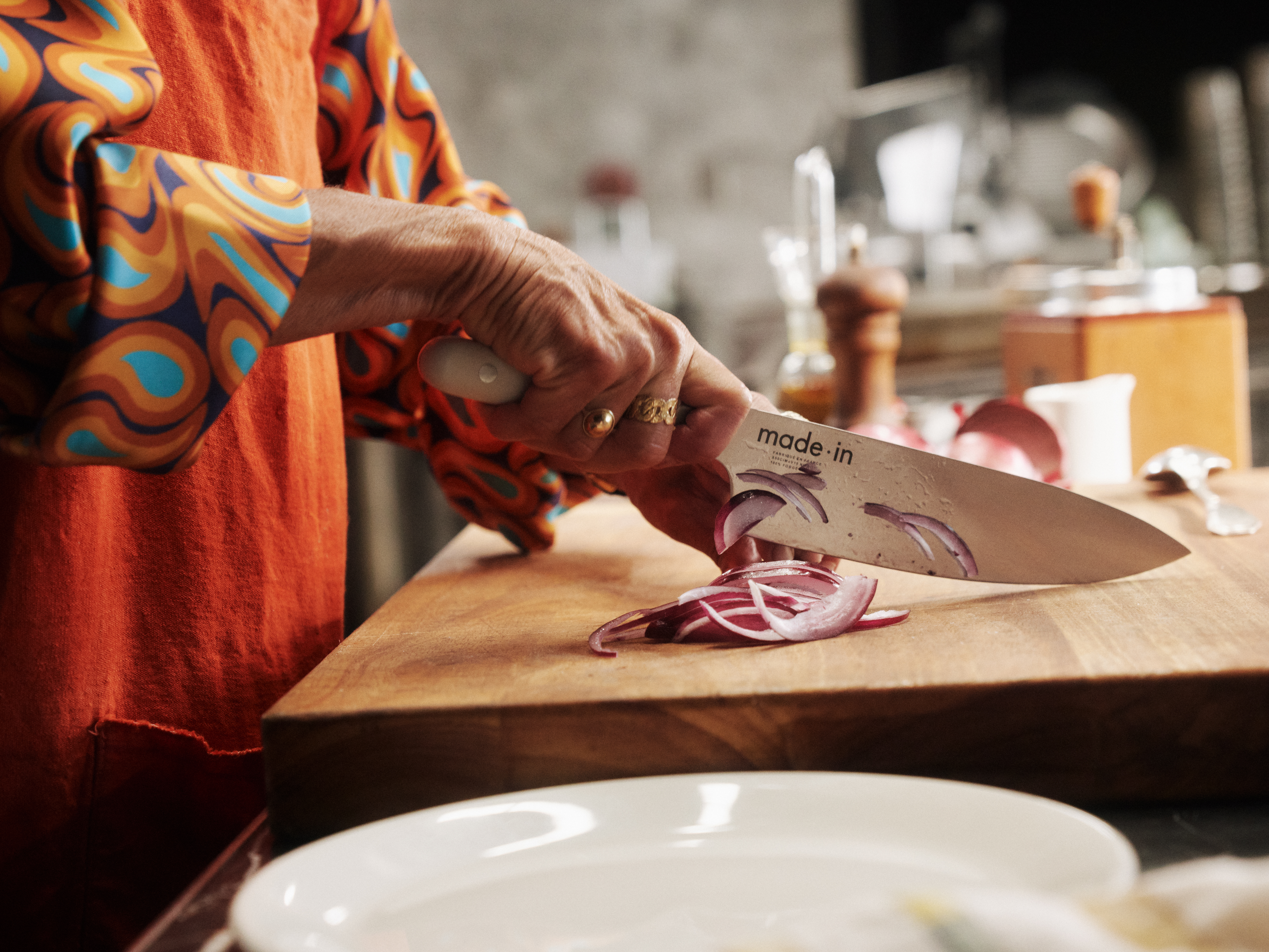 Made In makes knives.