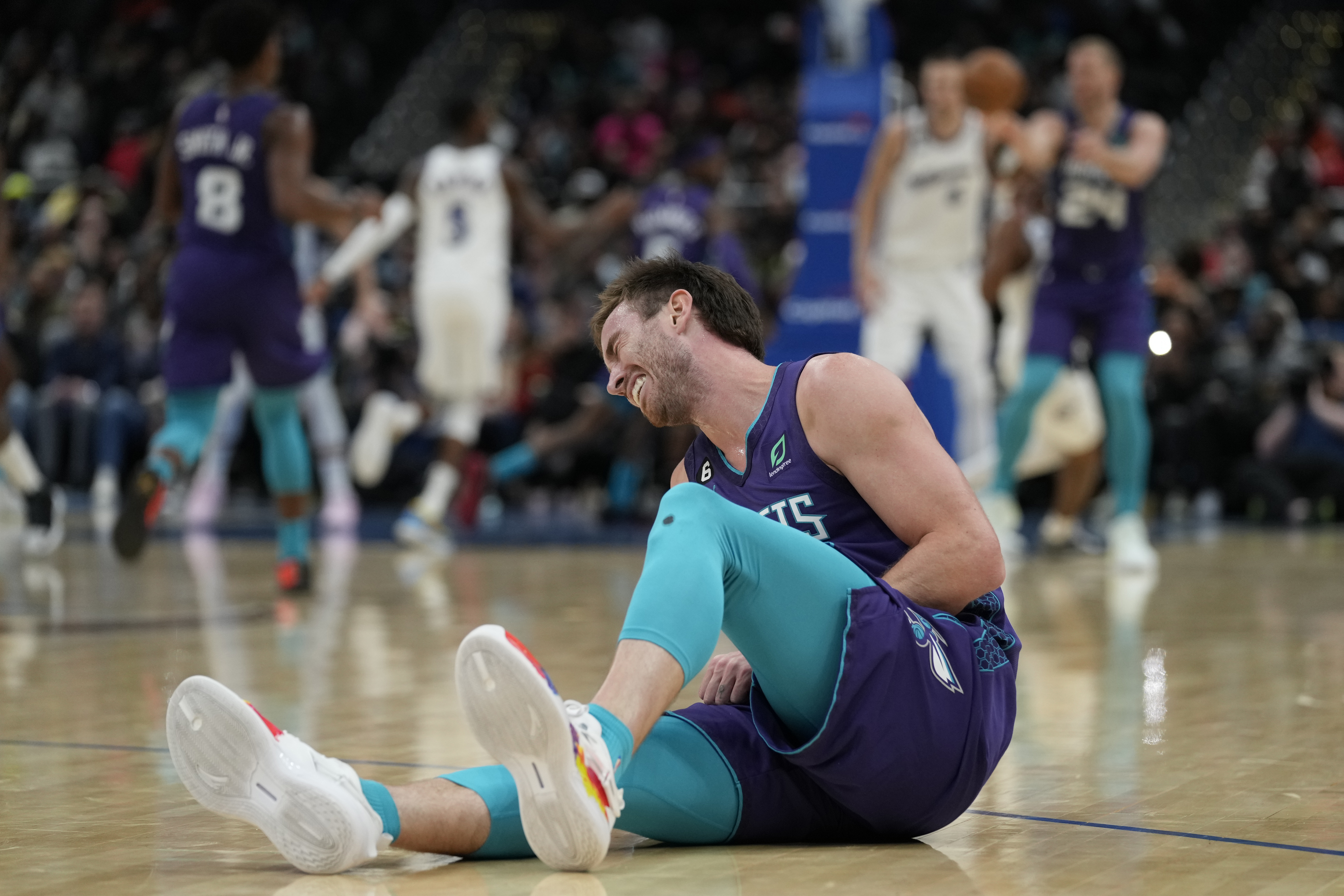 WATCH: Gordon Hayward suffers horrific injury in NBA opener