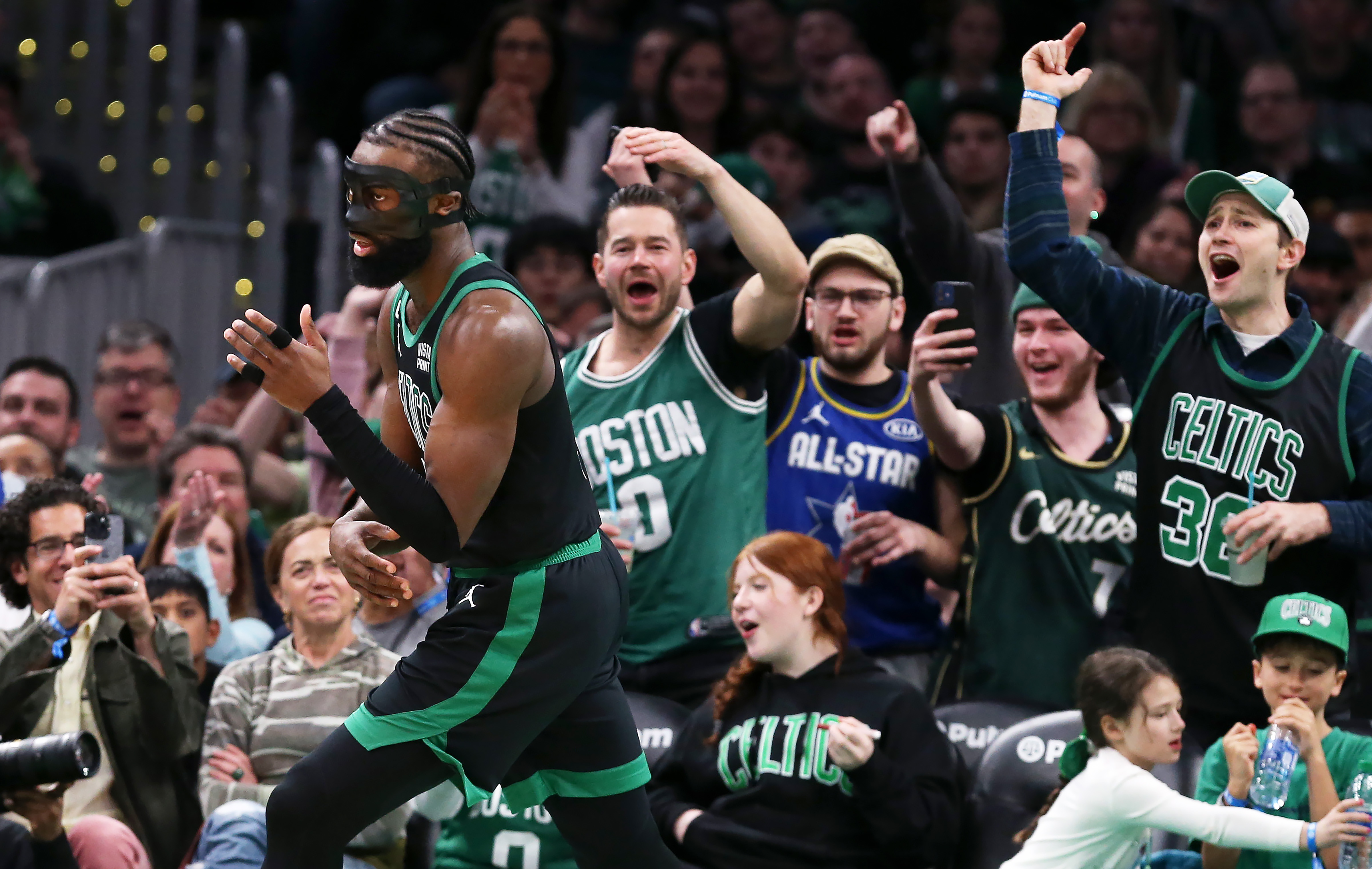 Celtic Jaylen Brown named to the All-NBA second team, which could lead to  record deal - The Boston Globe