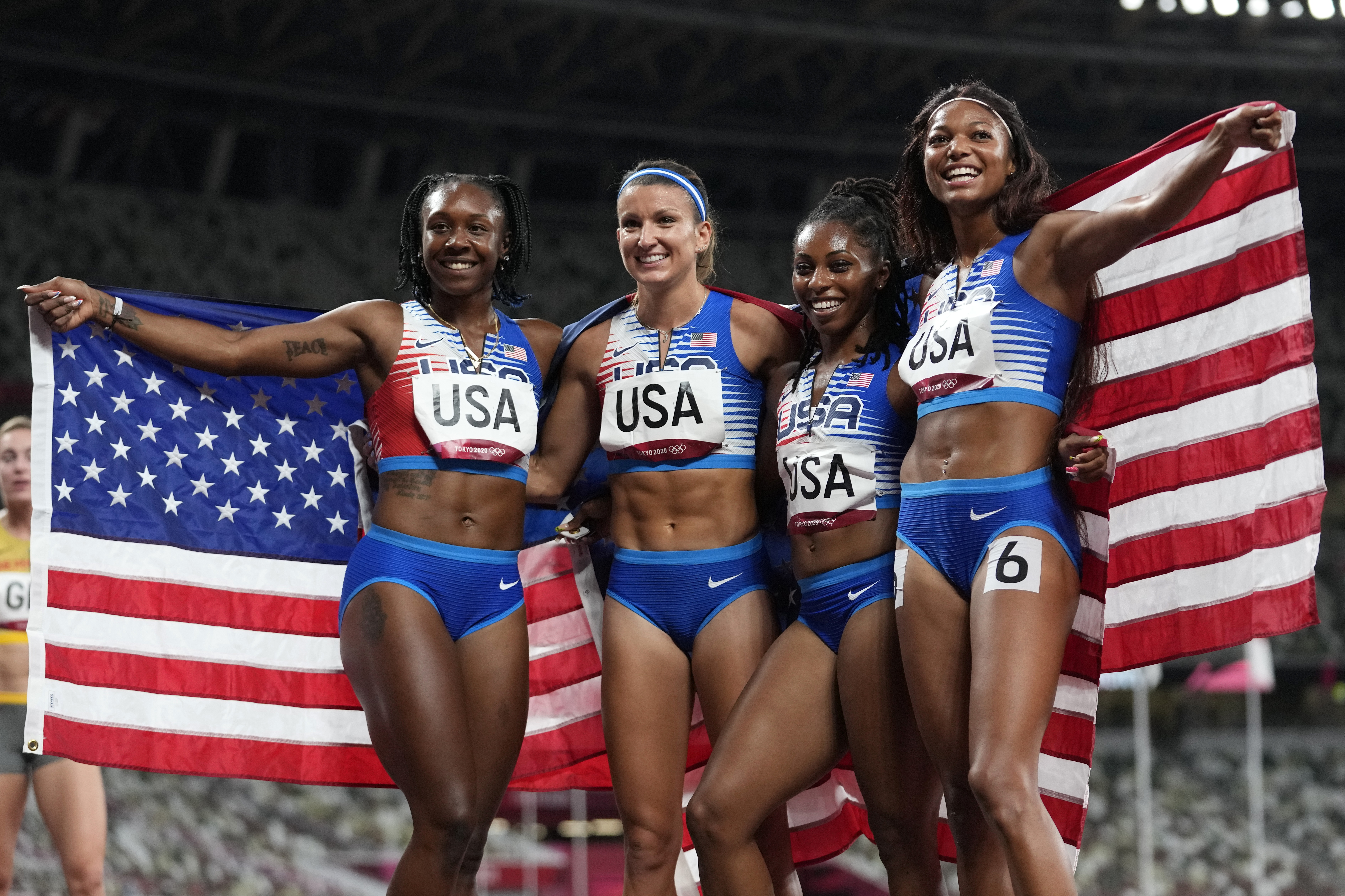 Mass Runner Gabby Thomas Anchors Us Women For Silver In 4x100 Relay Italy Shocks In Men S Race The Boston Globe