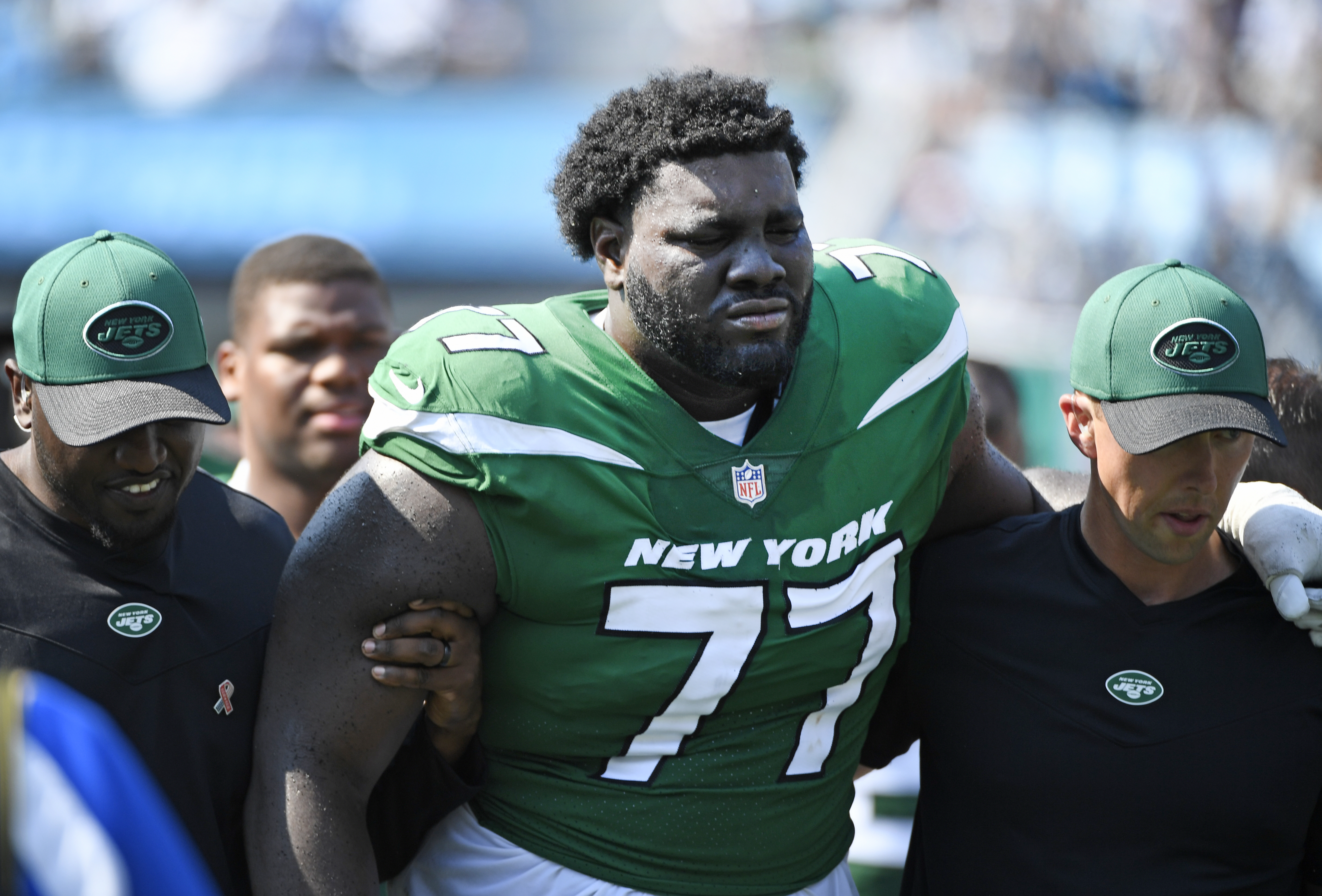 Jets left tackle Mekhi Becton out at least a month - The Boston Globe