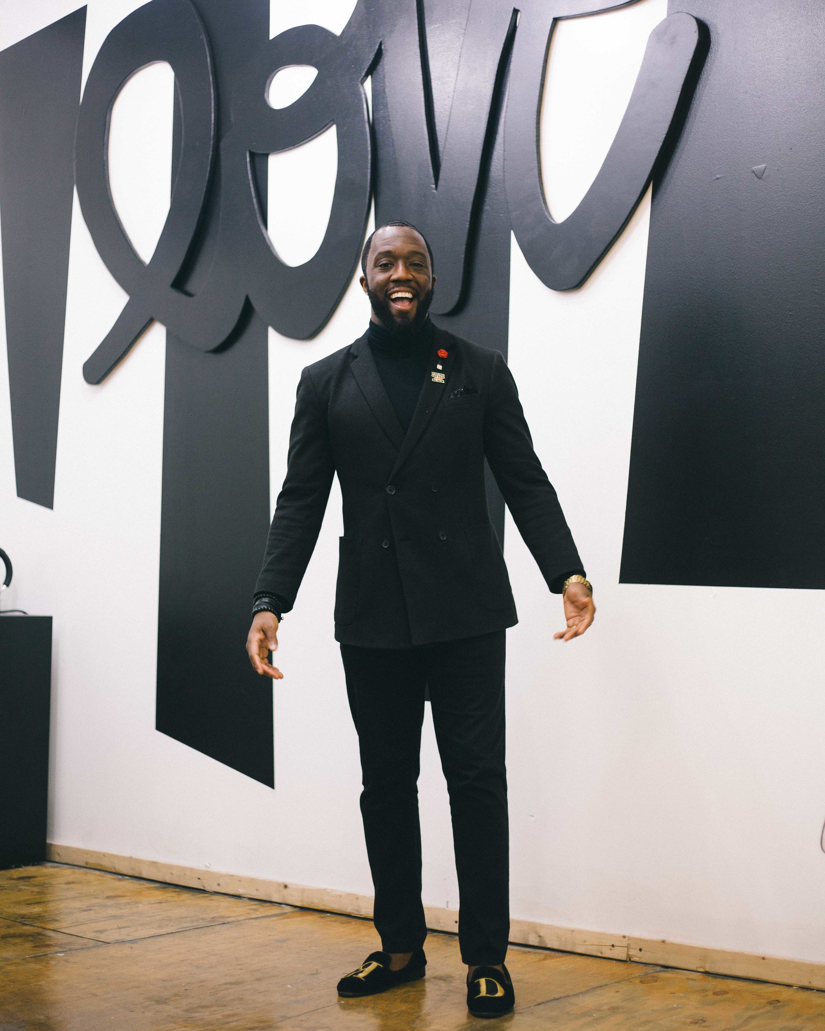 Ronald Draper is a contemporary artist uplifting youth and celebrating Black culture.