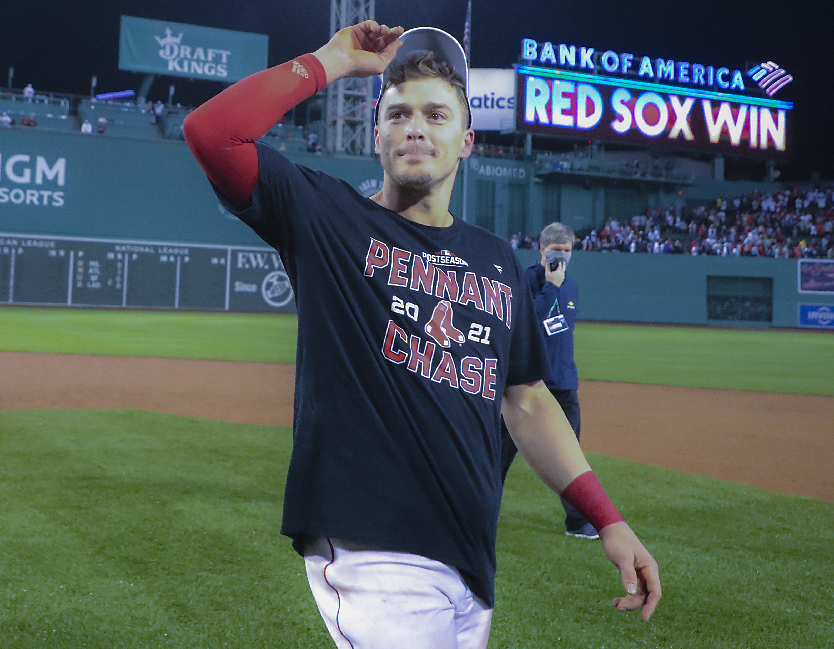 Red Sox home run celebration making baseball fun again (Video)