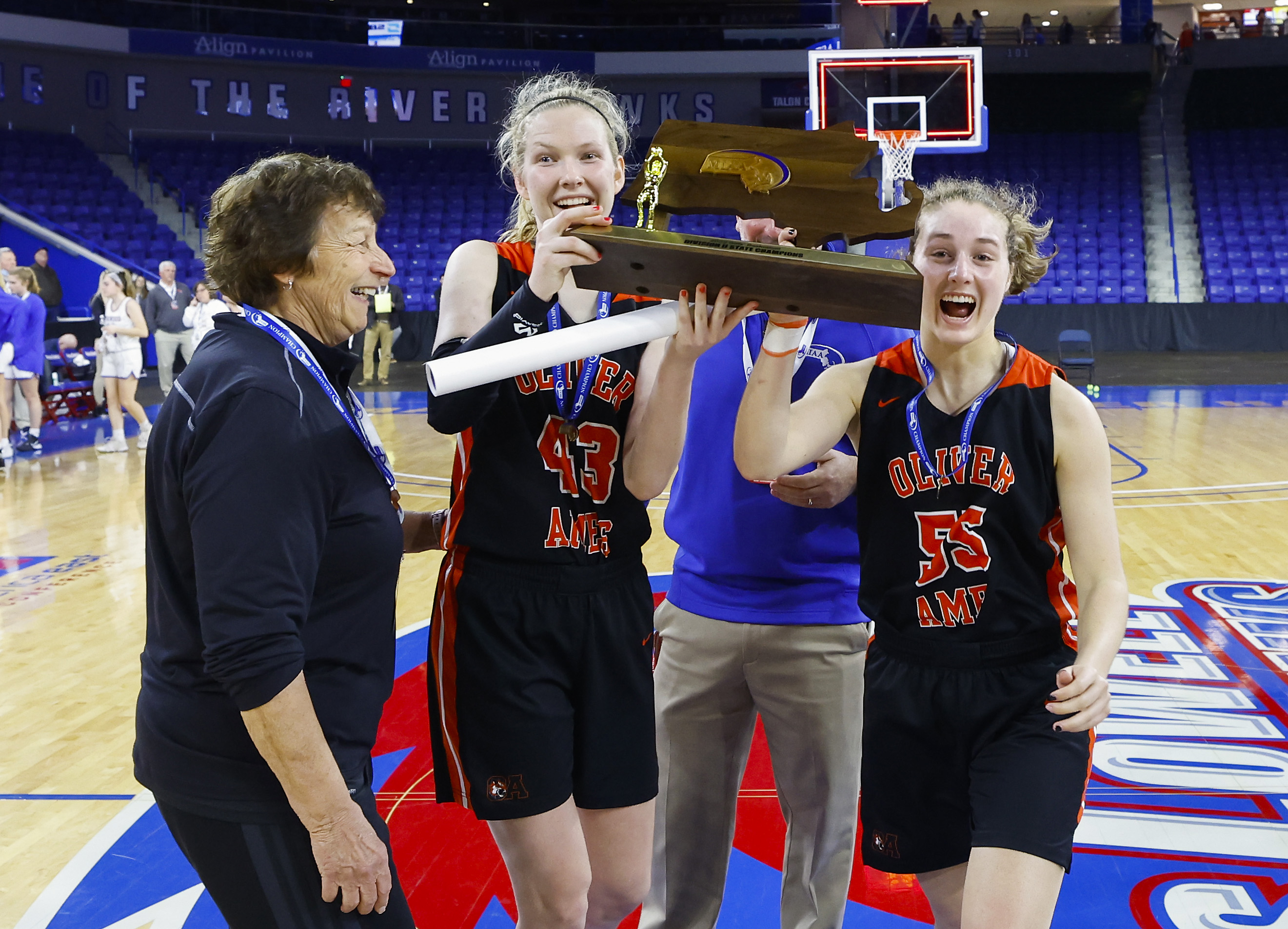 After 46 seasons and 733 victories, Laney Clement-Holbrook retires