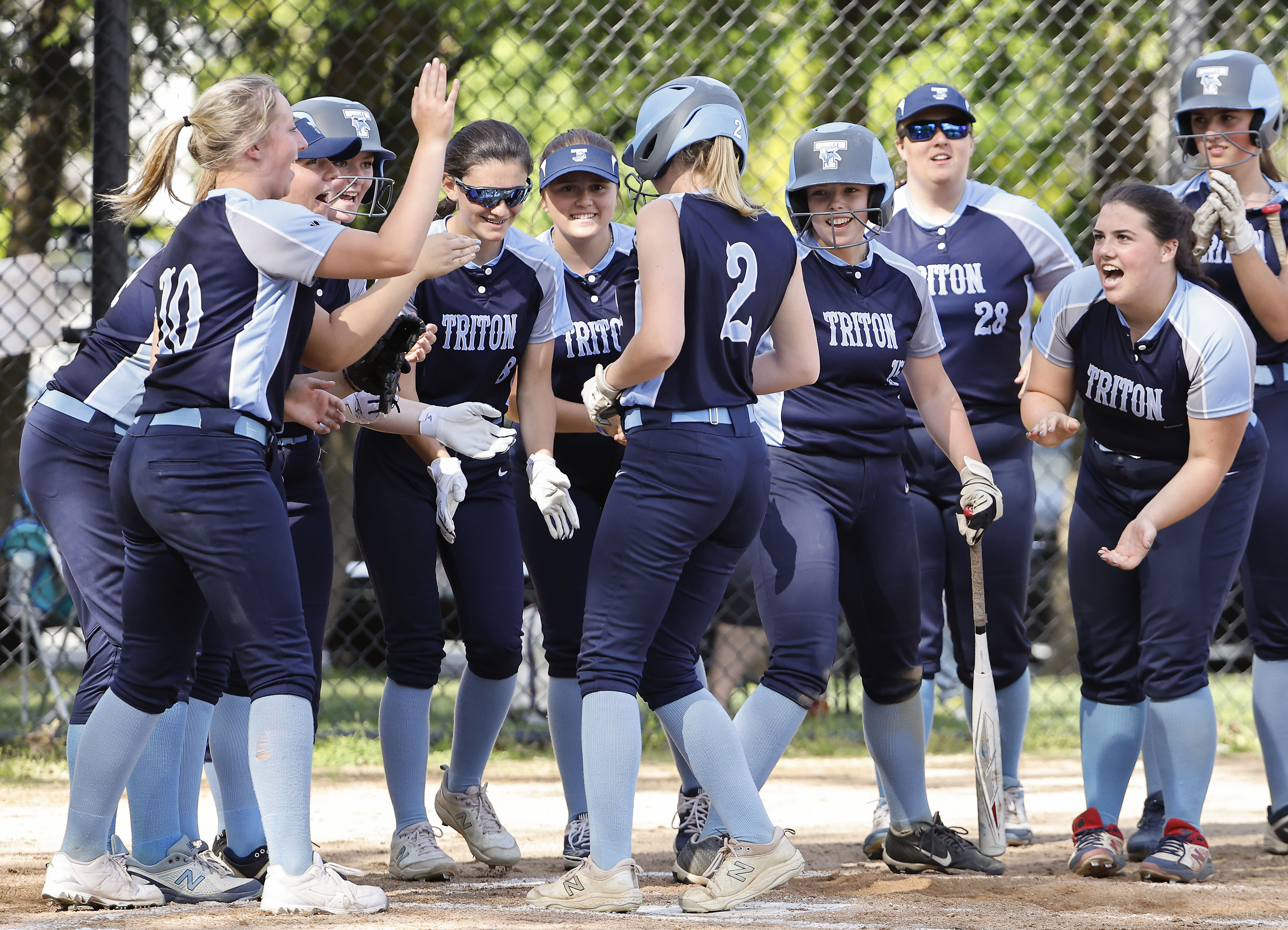 Softball Coach of the Year: Blythe guided young Urchins to title, High  school sports