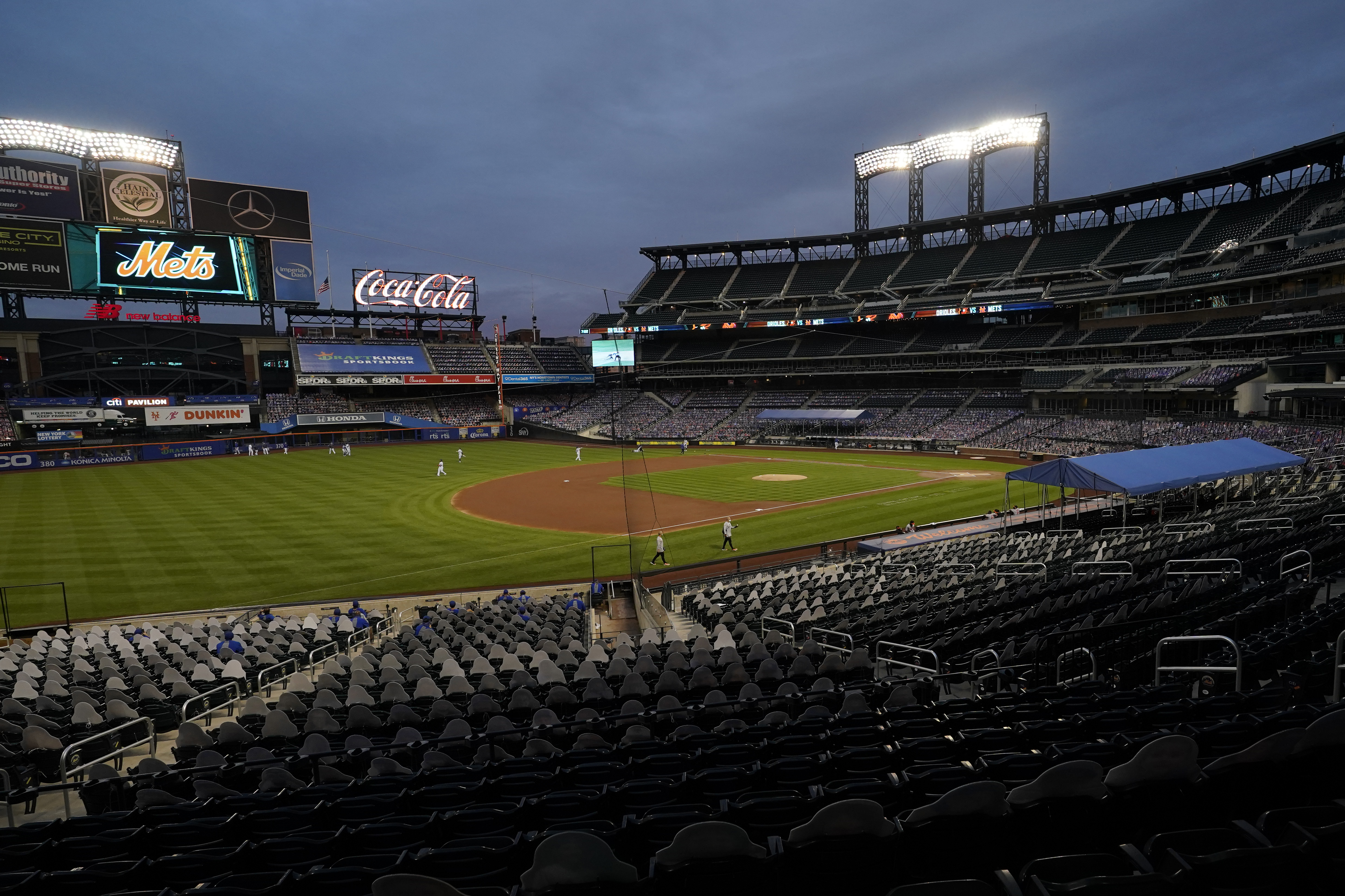 Billionaire Steve Cohen is now the Mets' new owner.