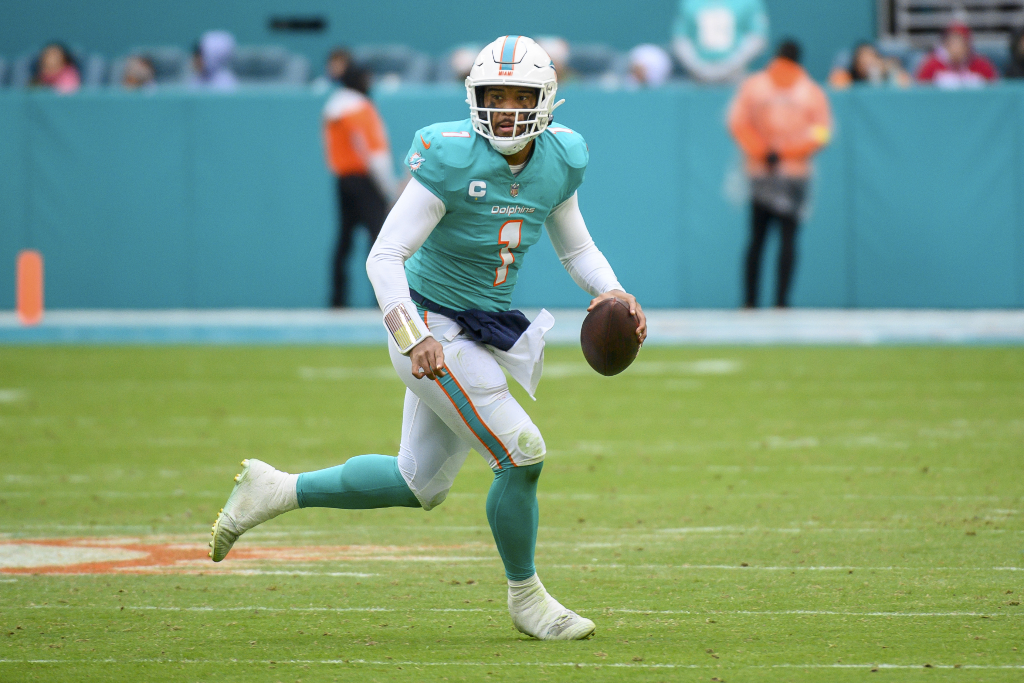 Dolphins battle hard after Tua Tagovailoa injury, but lose to Bengals