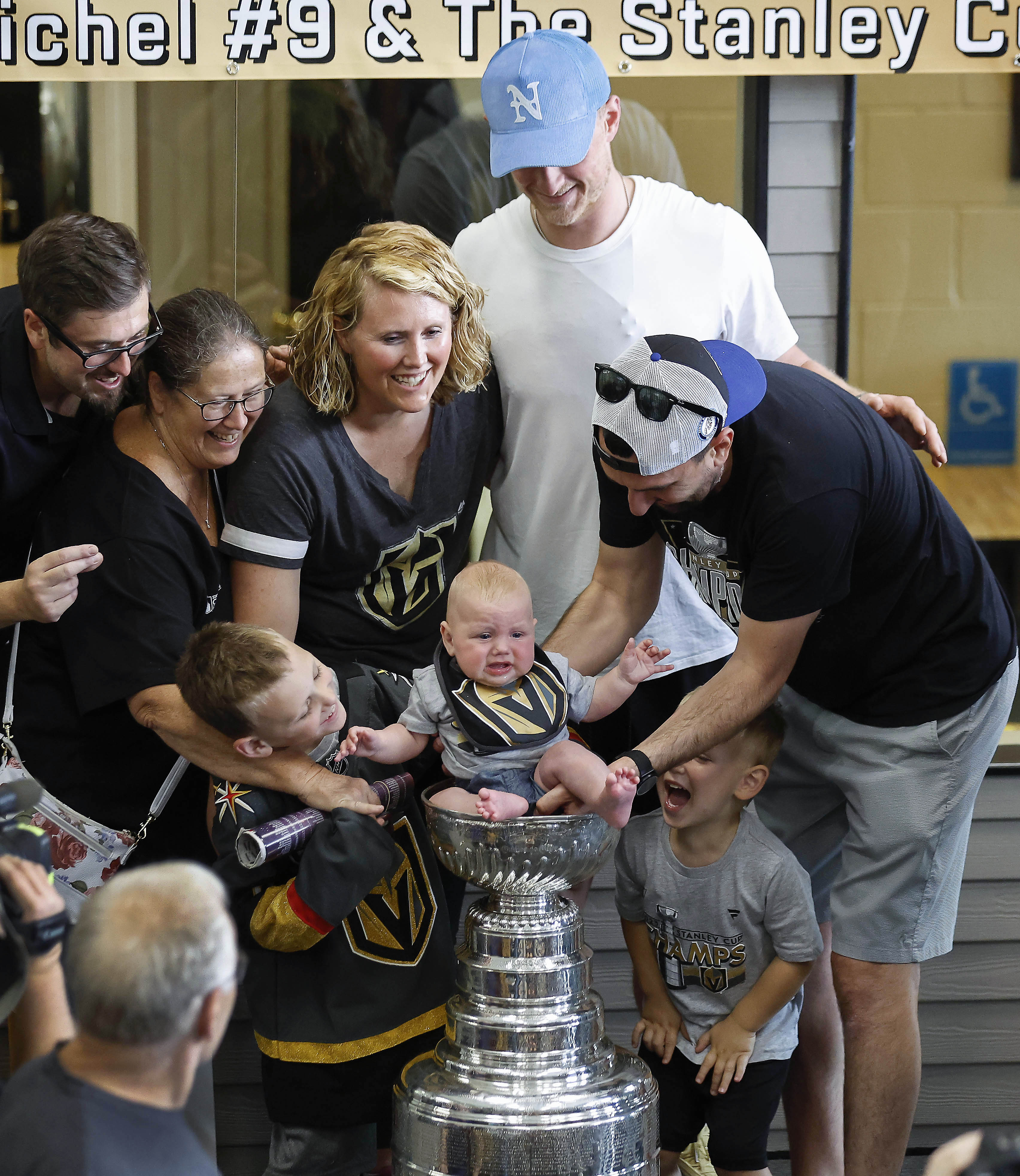 North Chelmsford native Jack Eichel gets hometown welcome at old skating  rink, Stanley Cup in tow