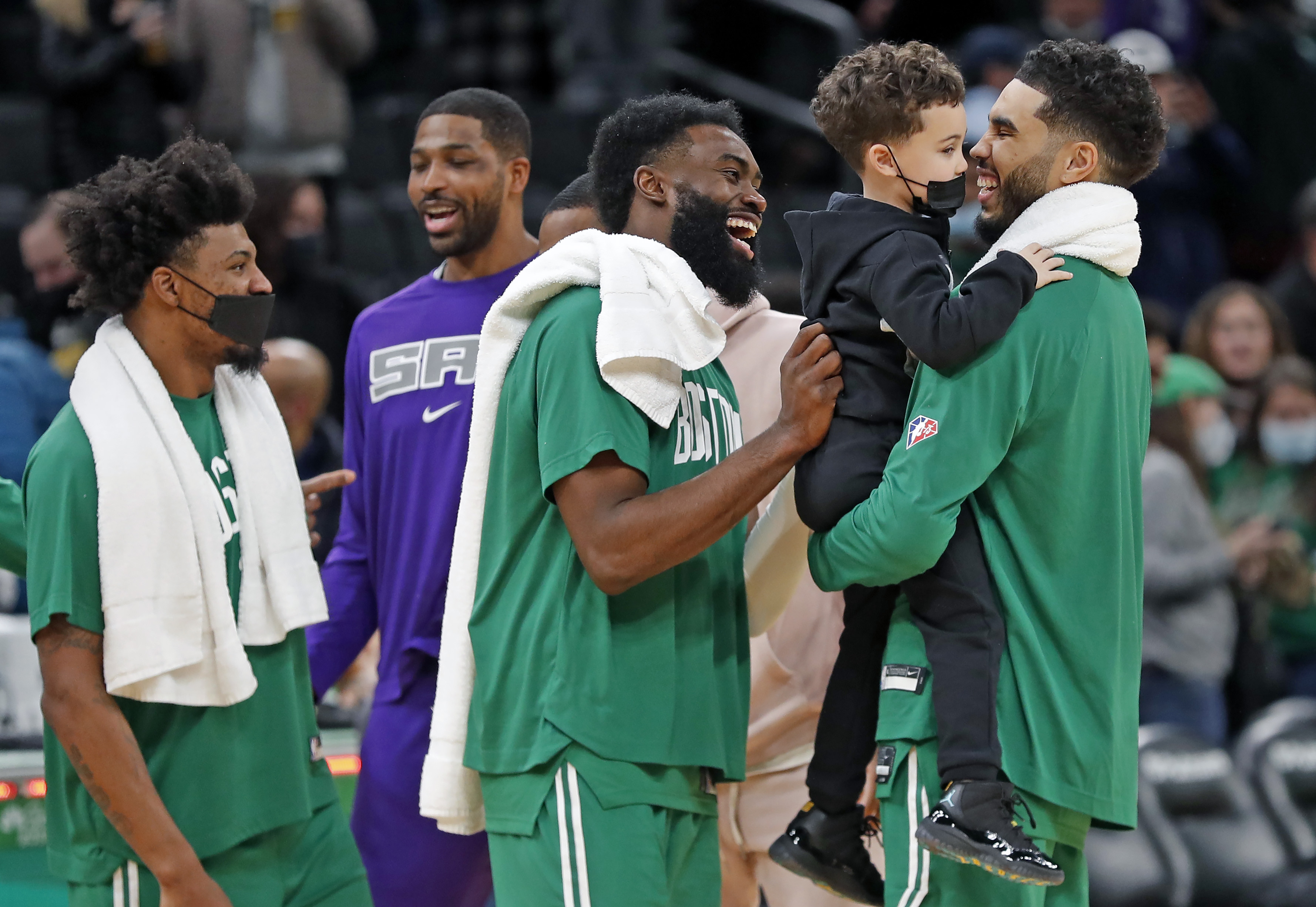 Celtics: Jayson Tatum receives adorable gift from Deuce Tatum