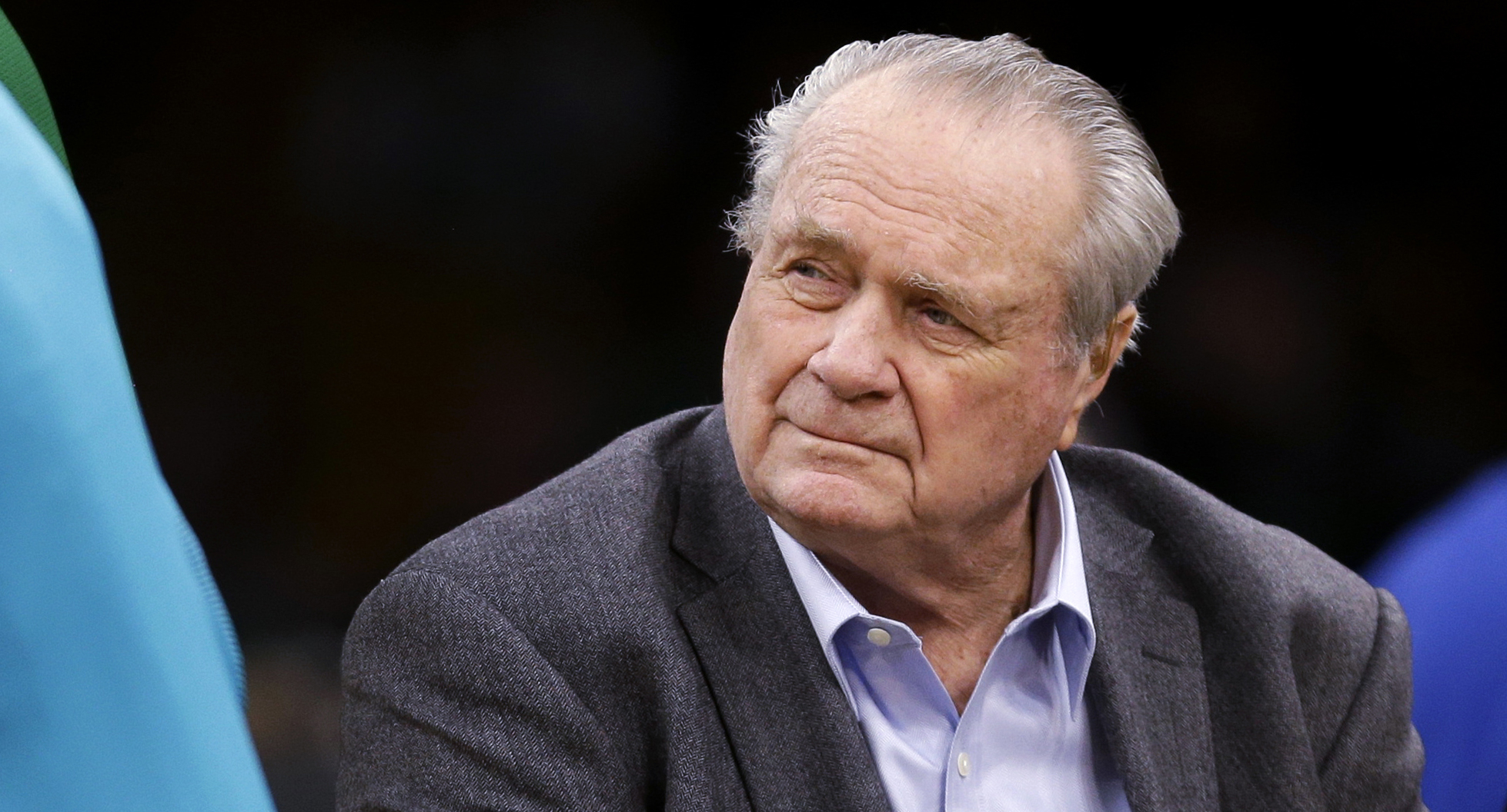Tommy Heinsohn pauses for a moment before a 2018 preseason game against Charlotte.