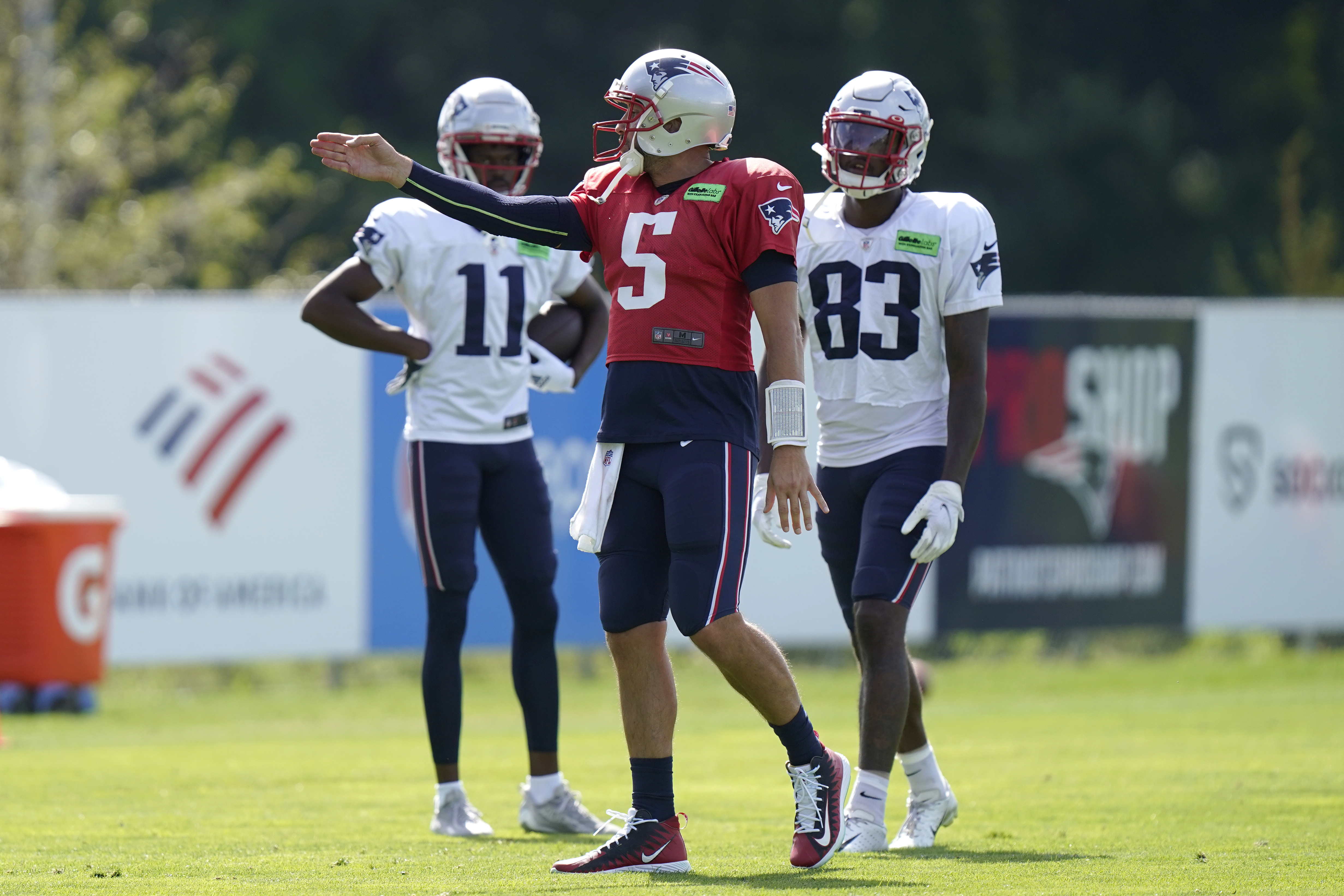 Patriots release three players ahead of Tuesday's 85-man roster deadline –  Boston Herald