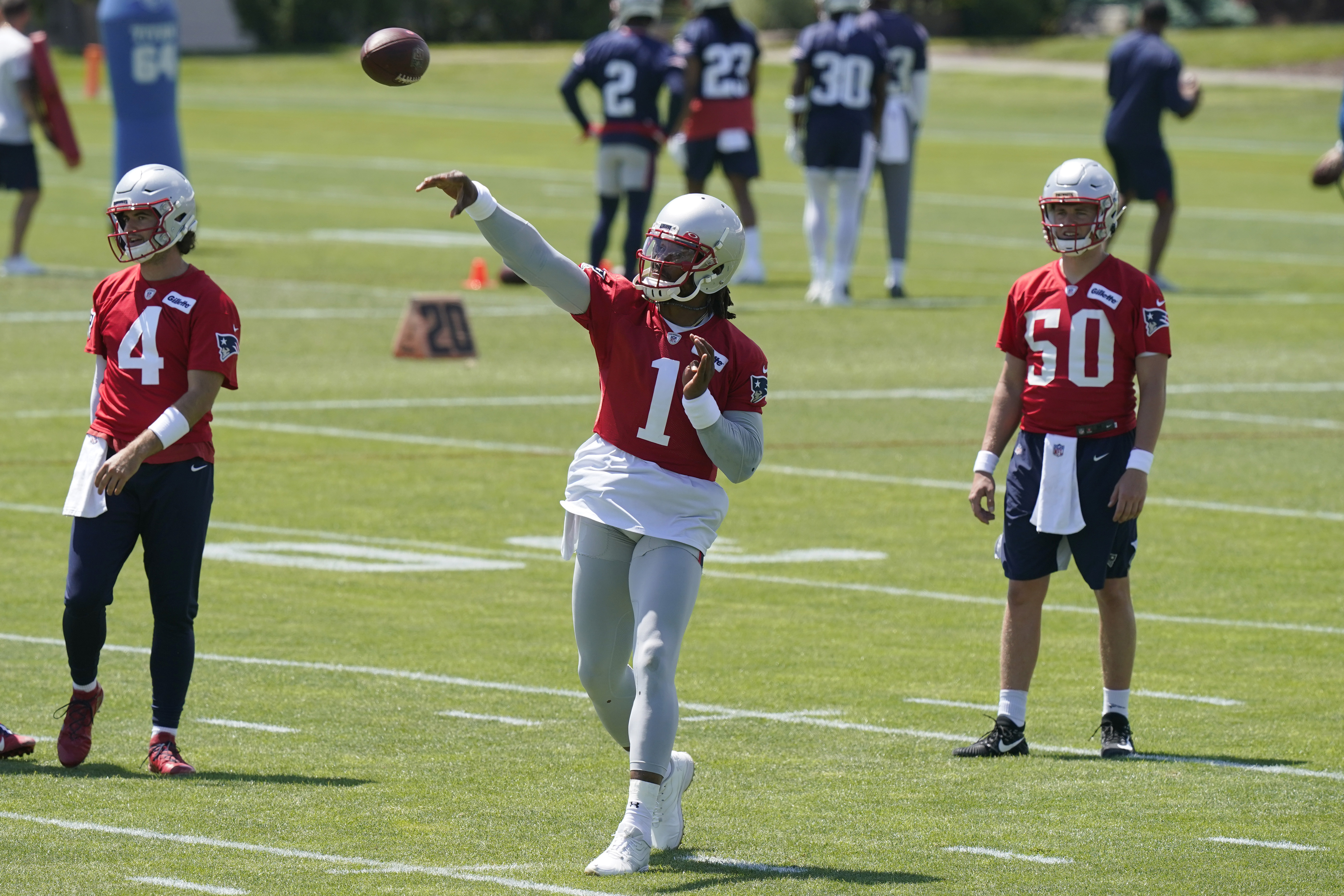 Rookie QB Jarrett Stidham learning the ropes at Patriots' minicamp