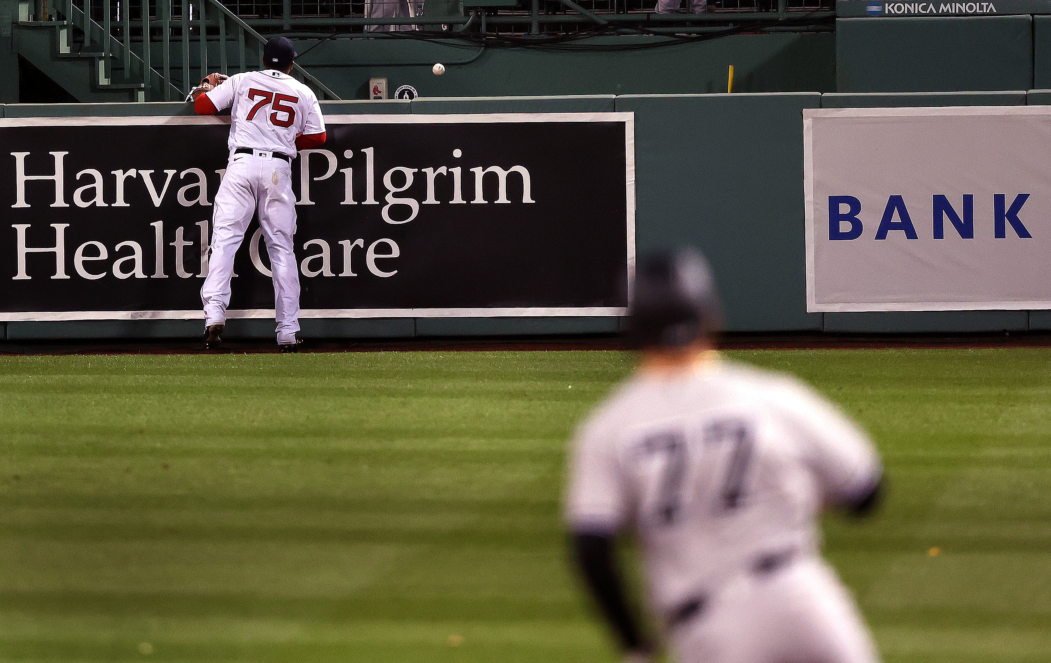 Watch: Yankees' Gio Urshela posts defensive play of the year