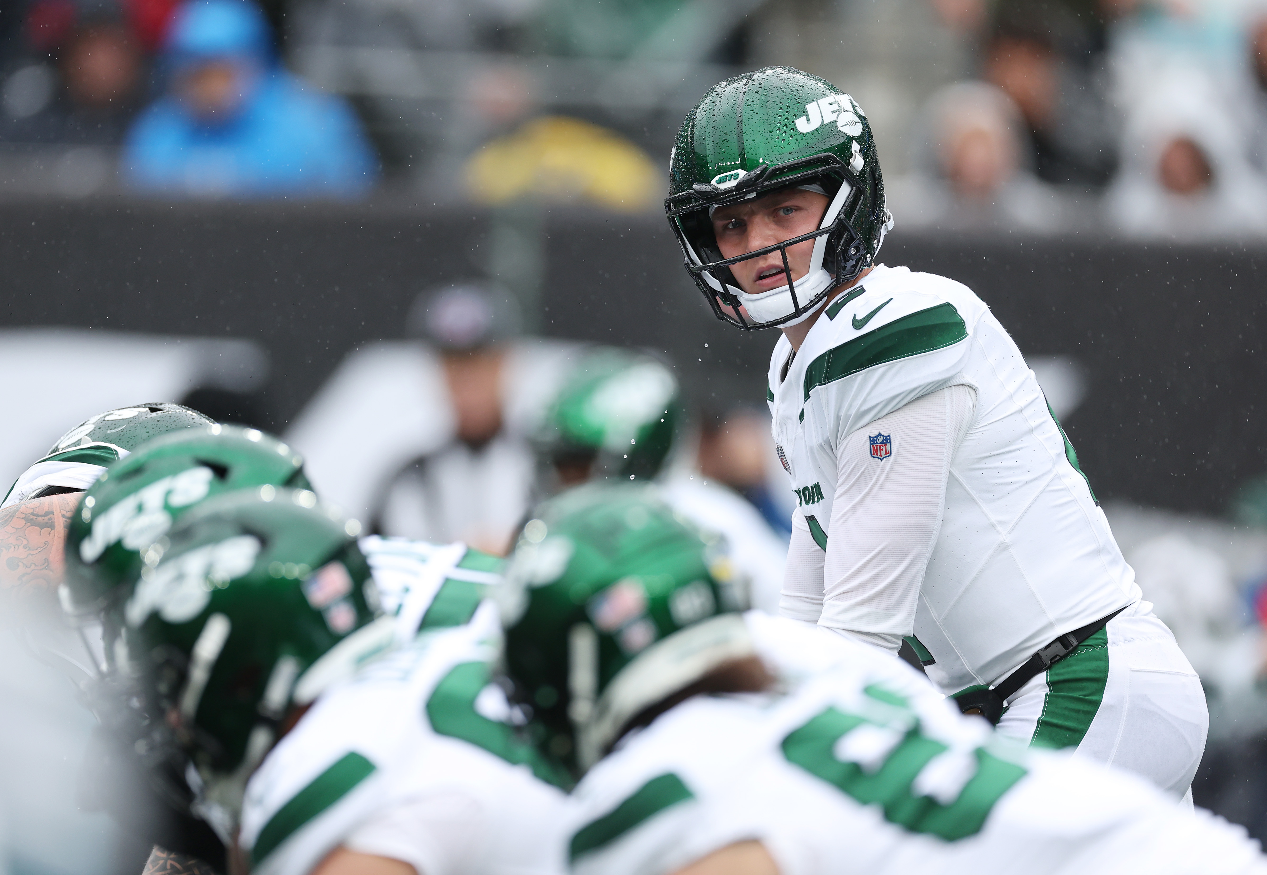 Jets say they are standing by Zach Wilson, but it's time to sit him down  and find another quarterback - The Boston Globe