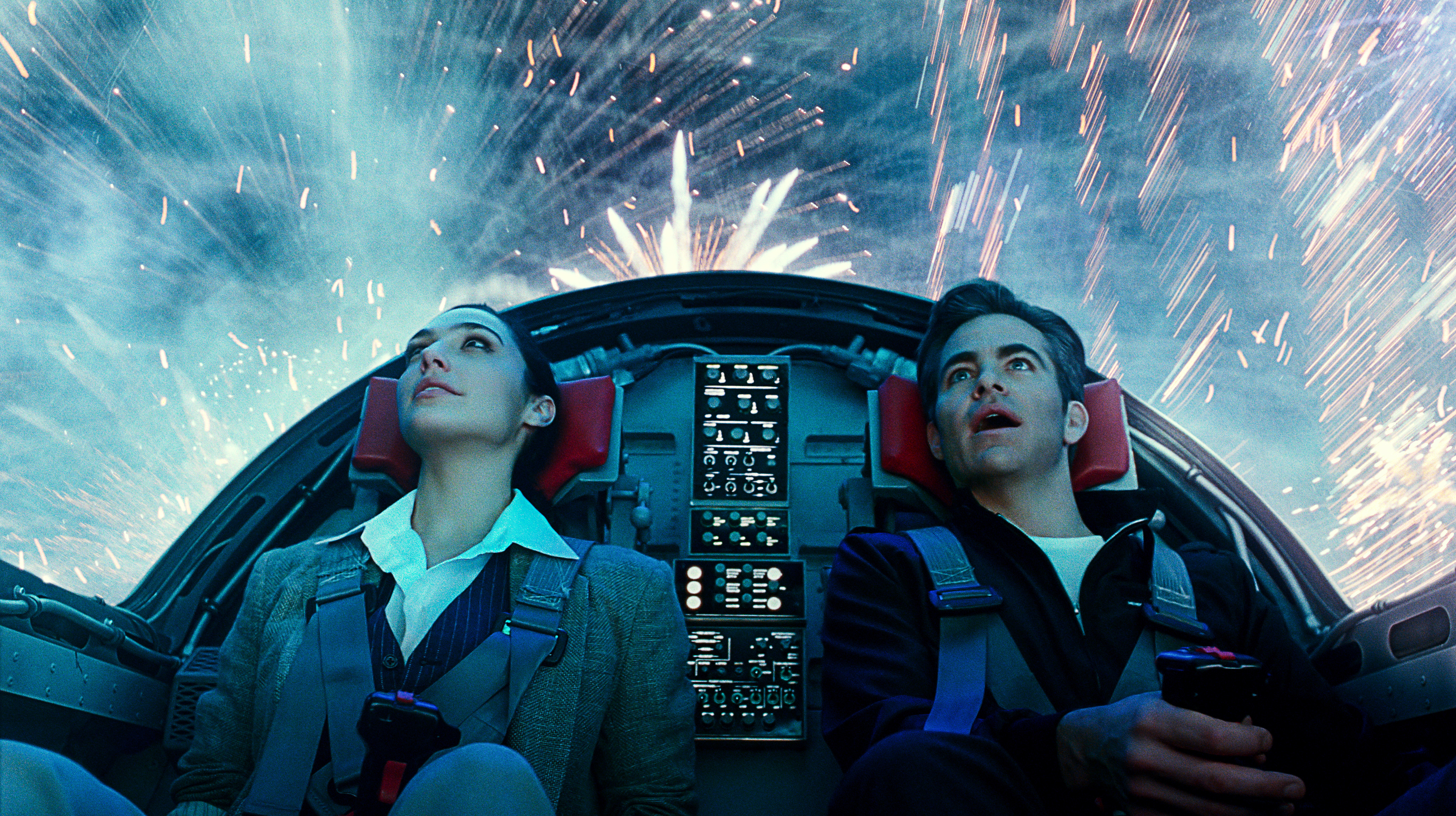 Gal Gadot and Chris Pine in "Wonder Woman 1984."