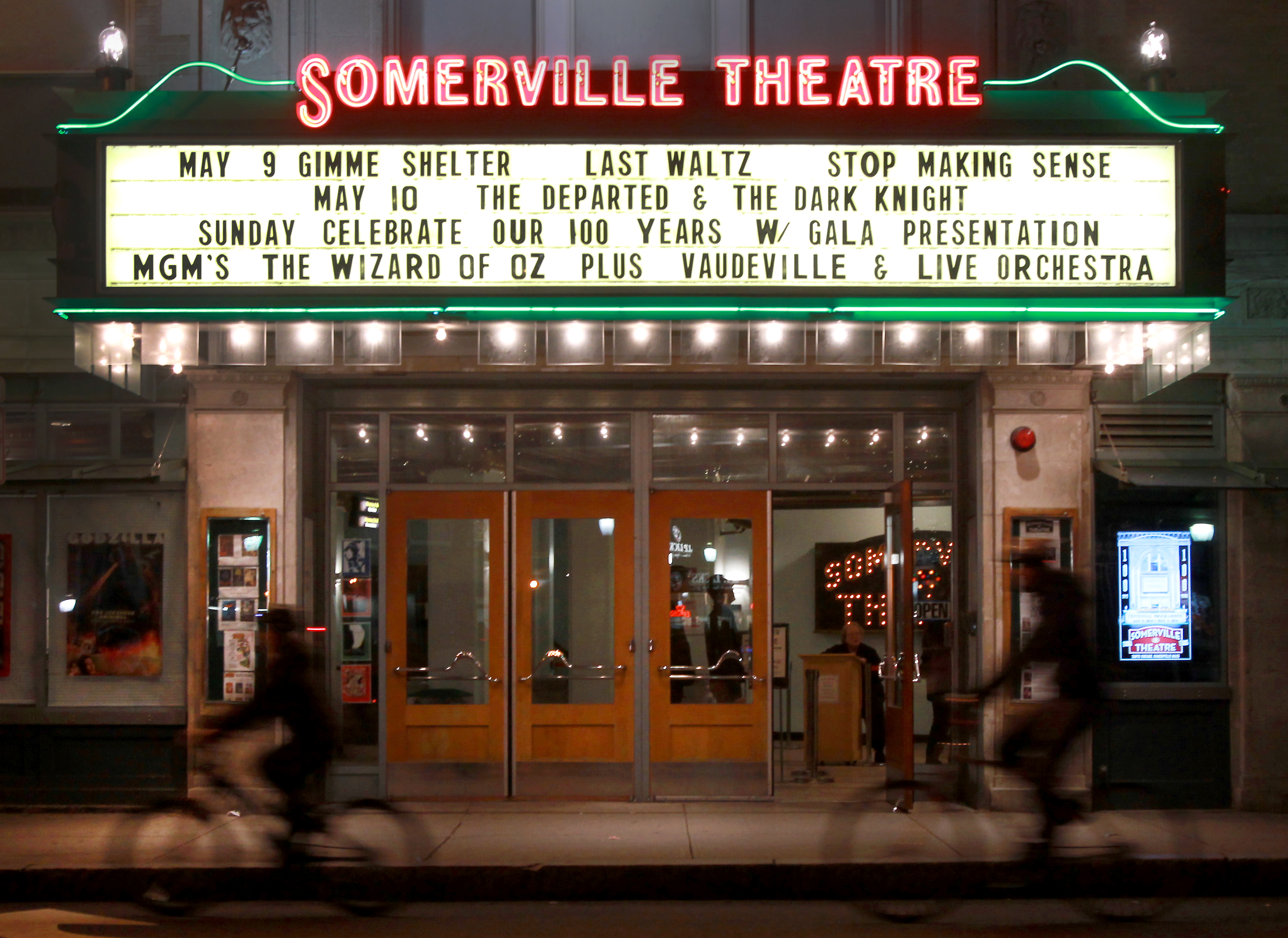 Mamma Mia! - Somerville Theatre