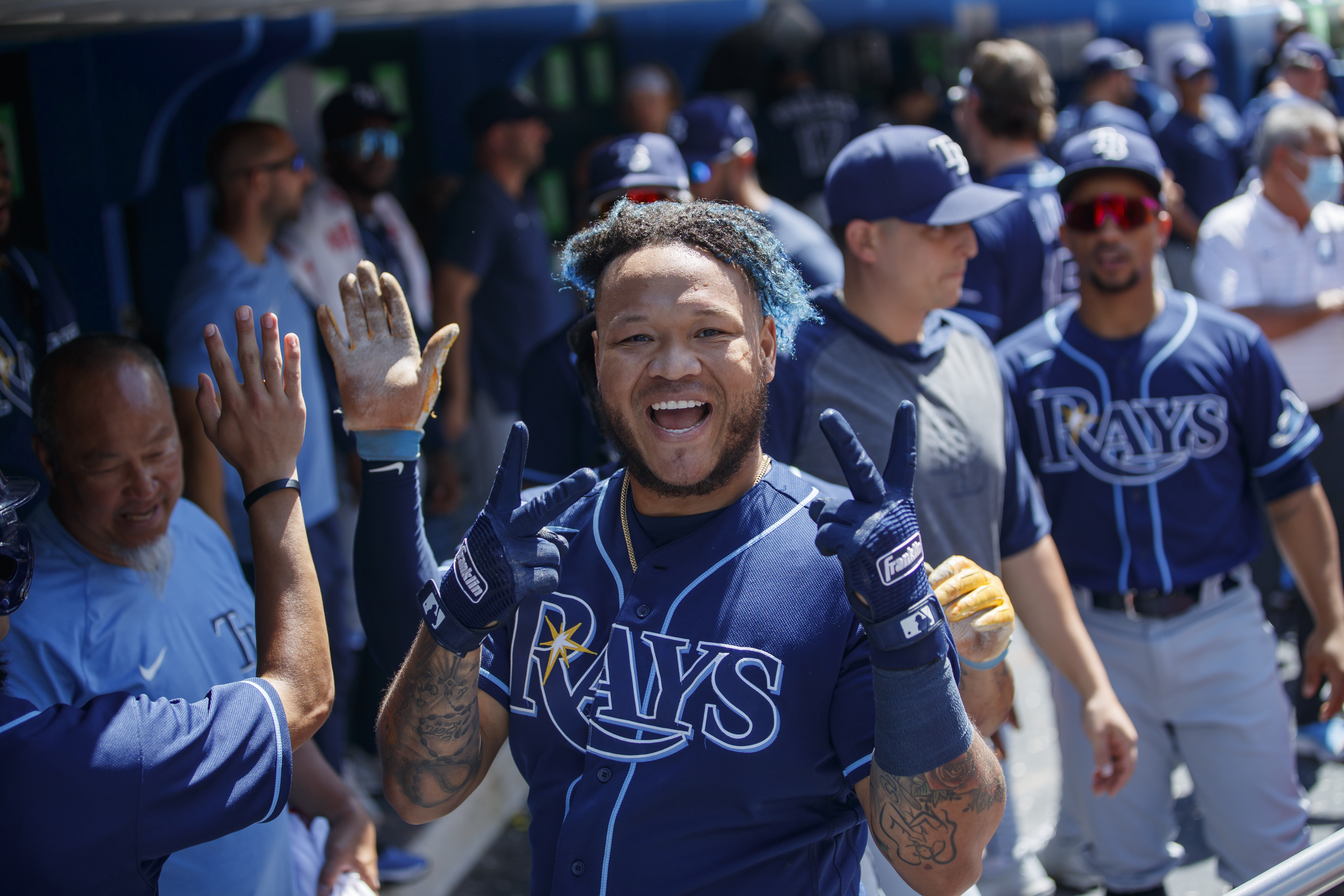 Randy Arozarena delivers for fans as Rays hold off Blue Jays