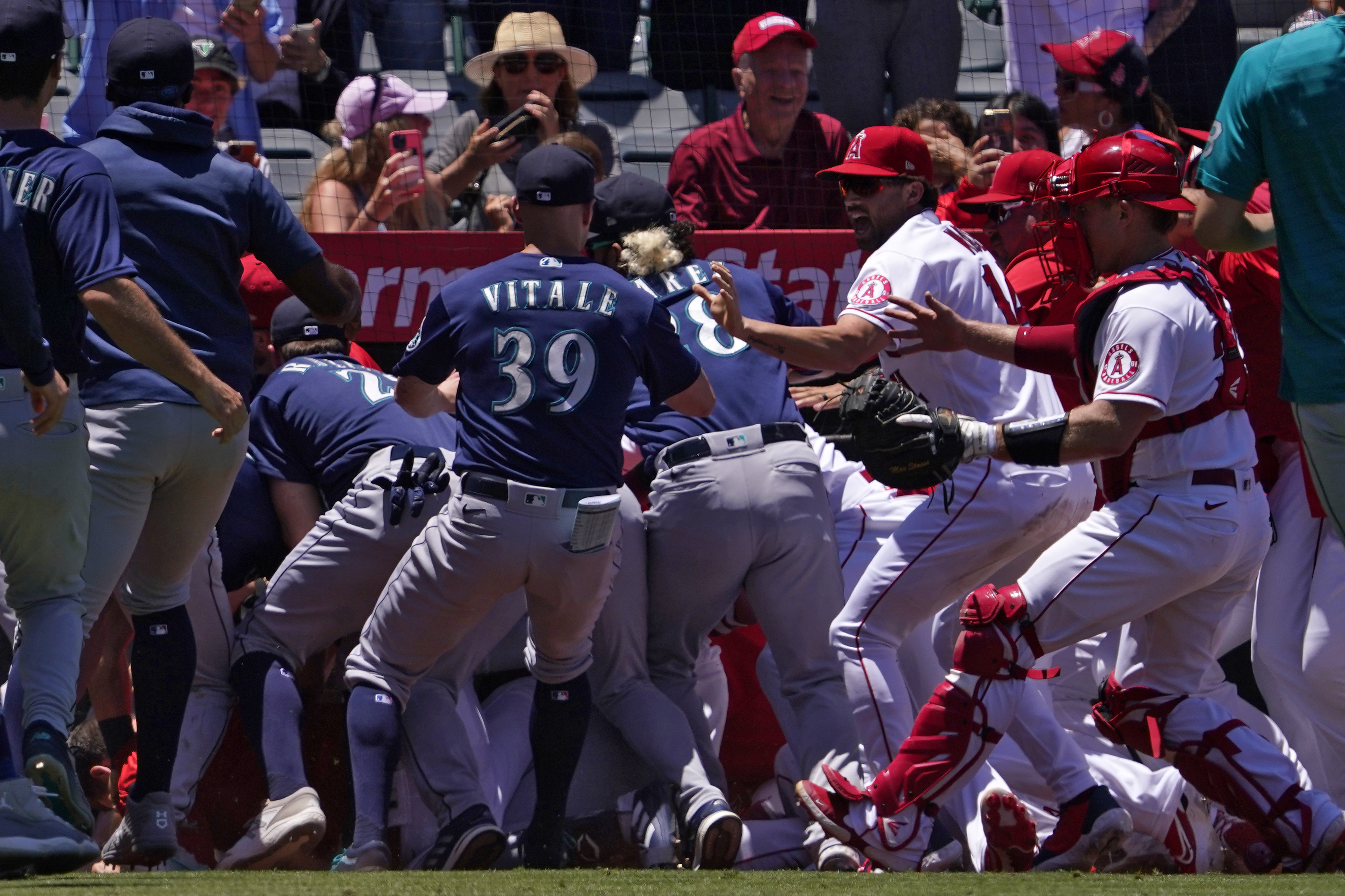 Mariners' Jesse Winker, J.P. Crawford, Julio Rodriguez suspended by MLB  after brawl with Angels