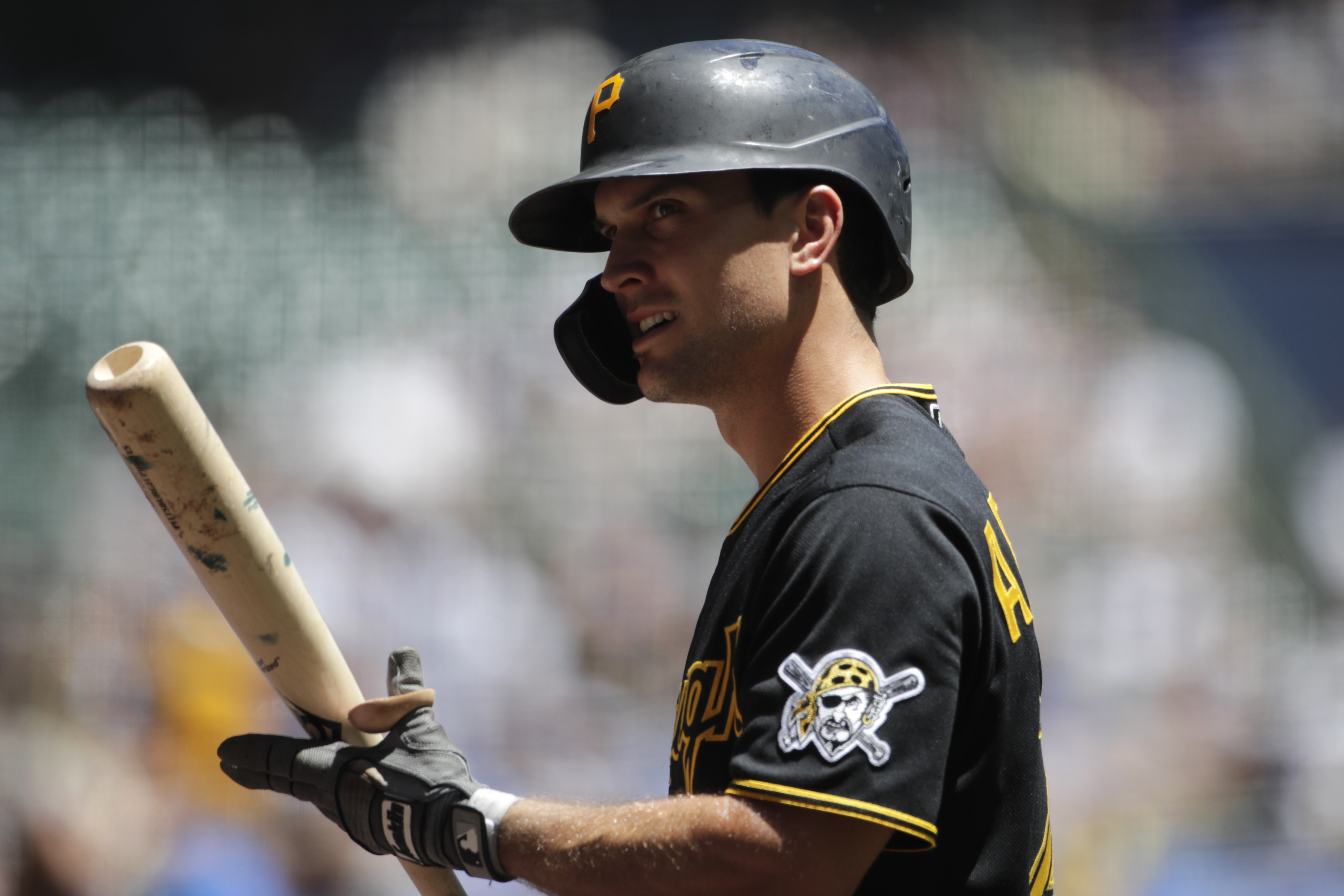 Padres acquire All-Star Adam Frazier from Pittsburgh