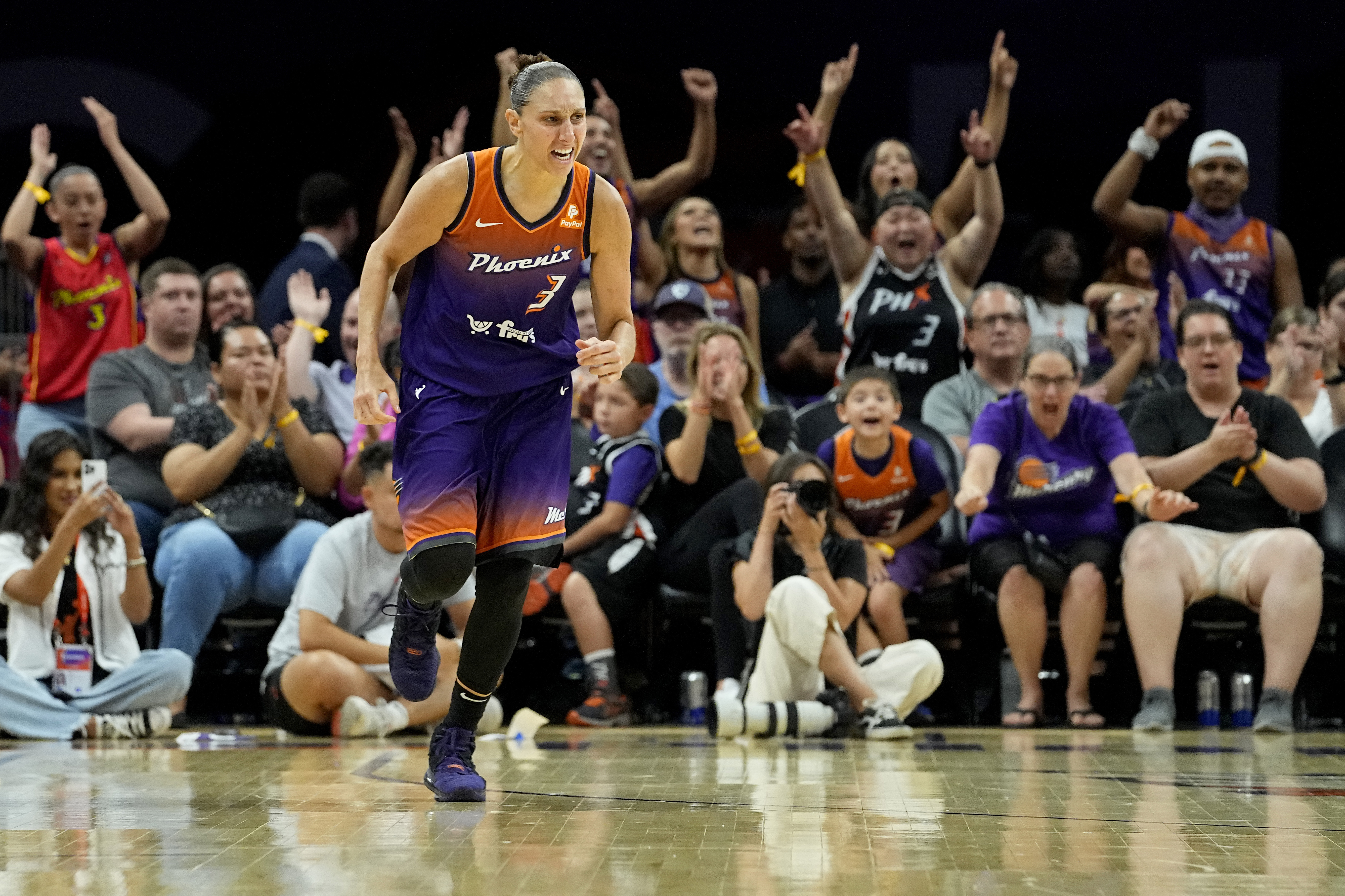 Diana Taurasi becomes first WNBA player to reach 10,000 points