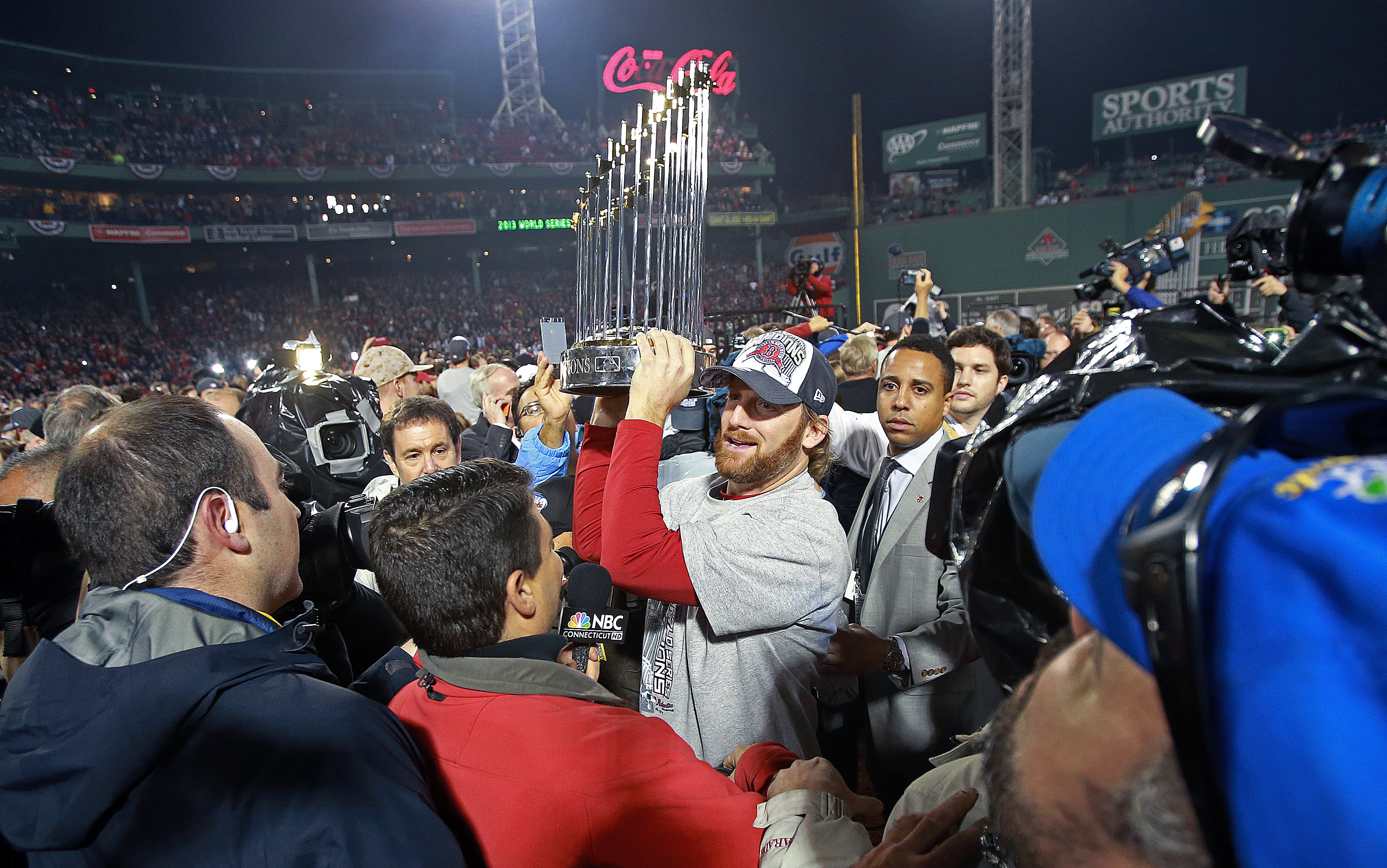 Ryan Dempster, Brock Holt run Boston Marathon ten years after bombing