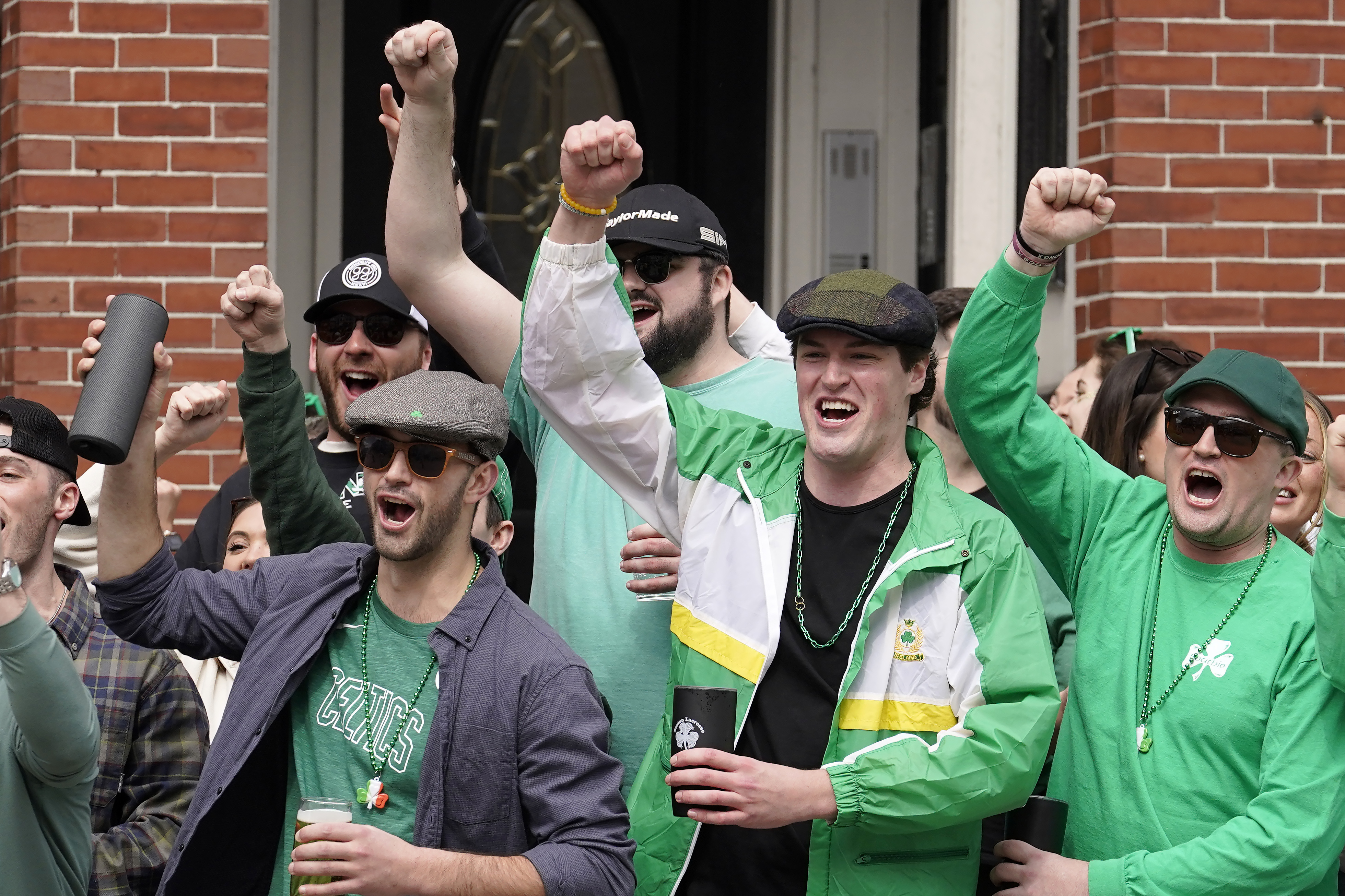 From Globe photo archives: St. Patrick's Day parade - The Boston Globe