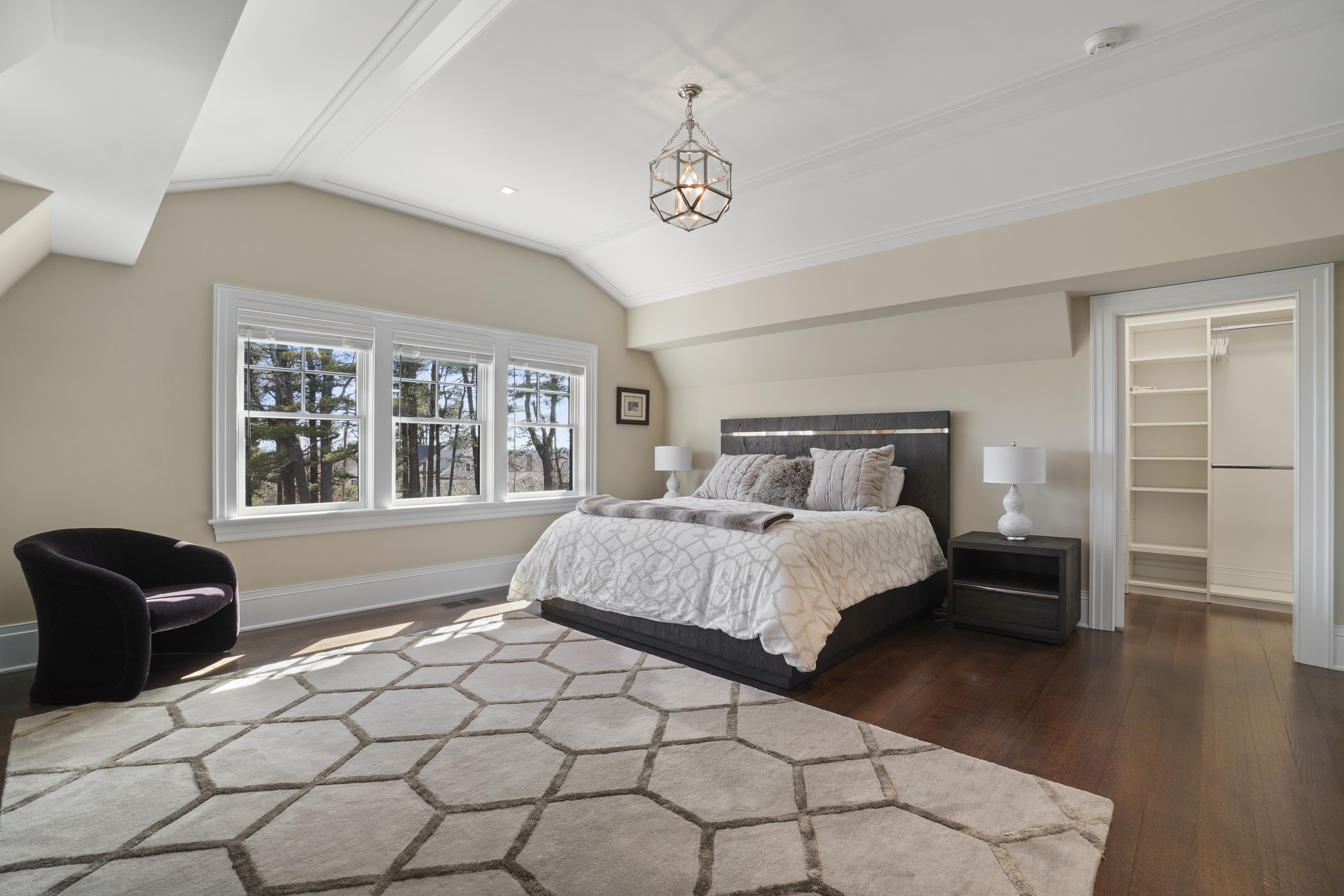 329-fox-hill-road-westwood-bedroom-2