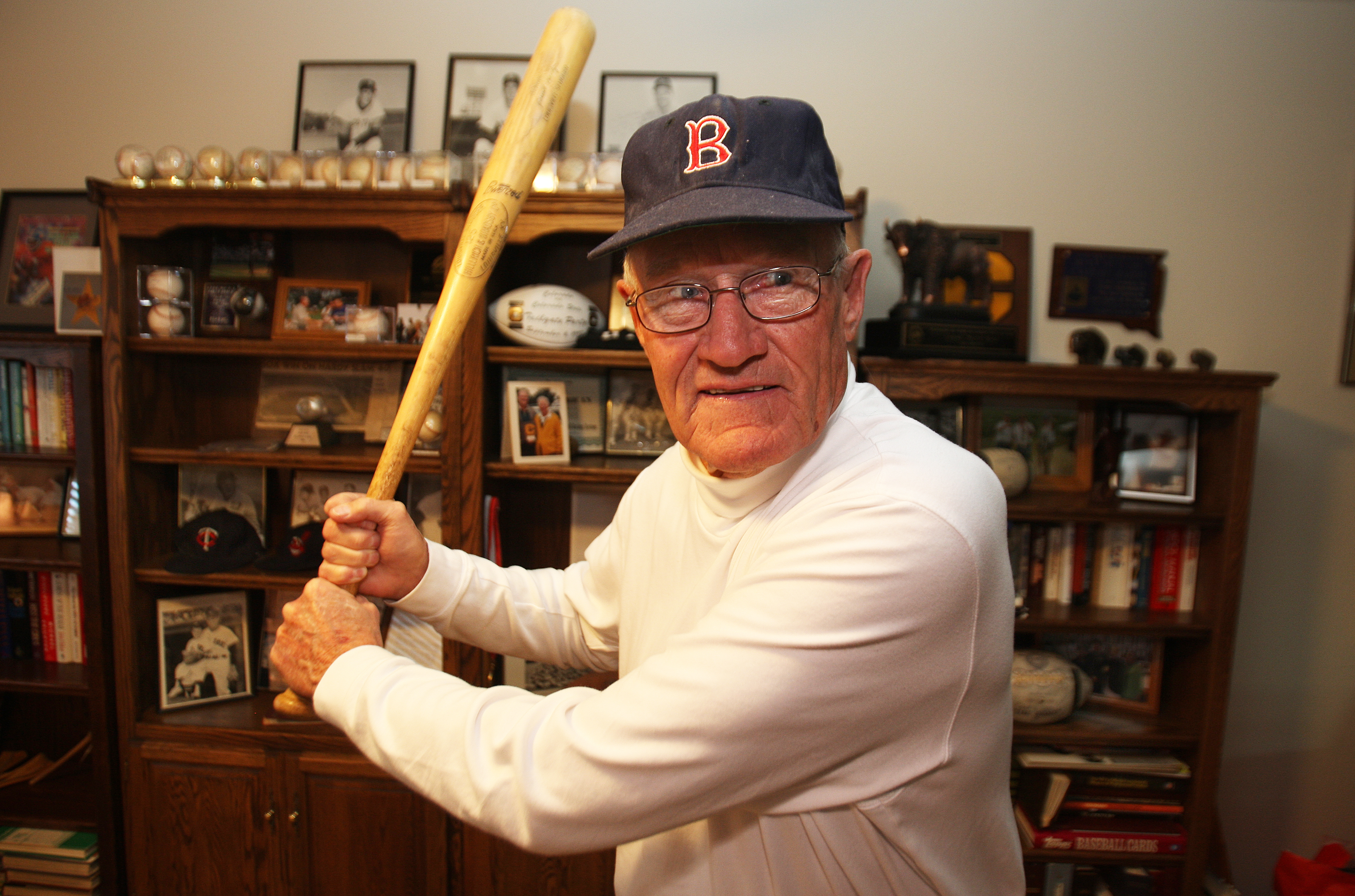 Slugger Ted Williams' head batted around? – Boston Herald
