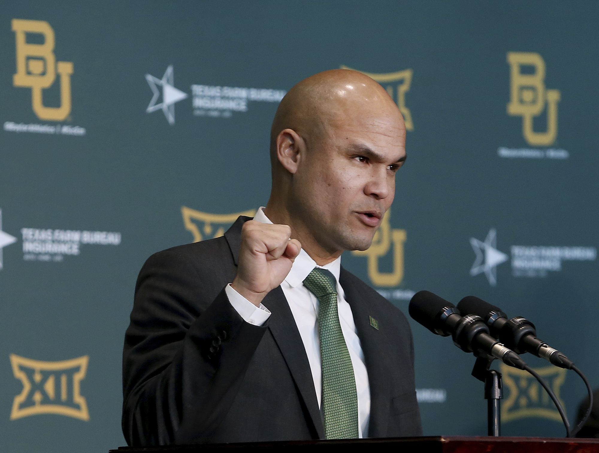 Dave Aranda sounds hopeful the Bears will be able to play this weekend.
