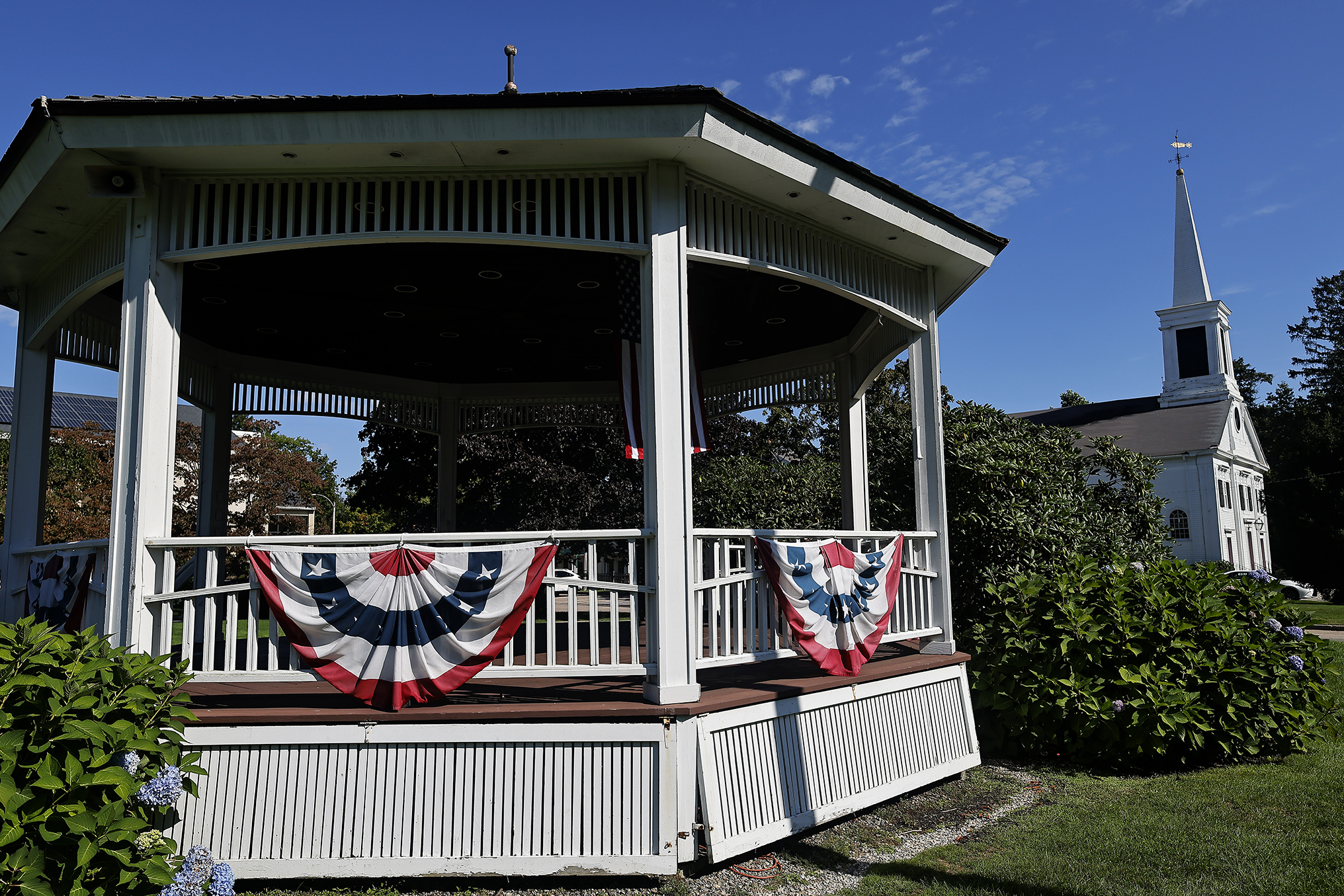 Palestinian Flag Over US Town Divides Locals