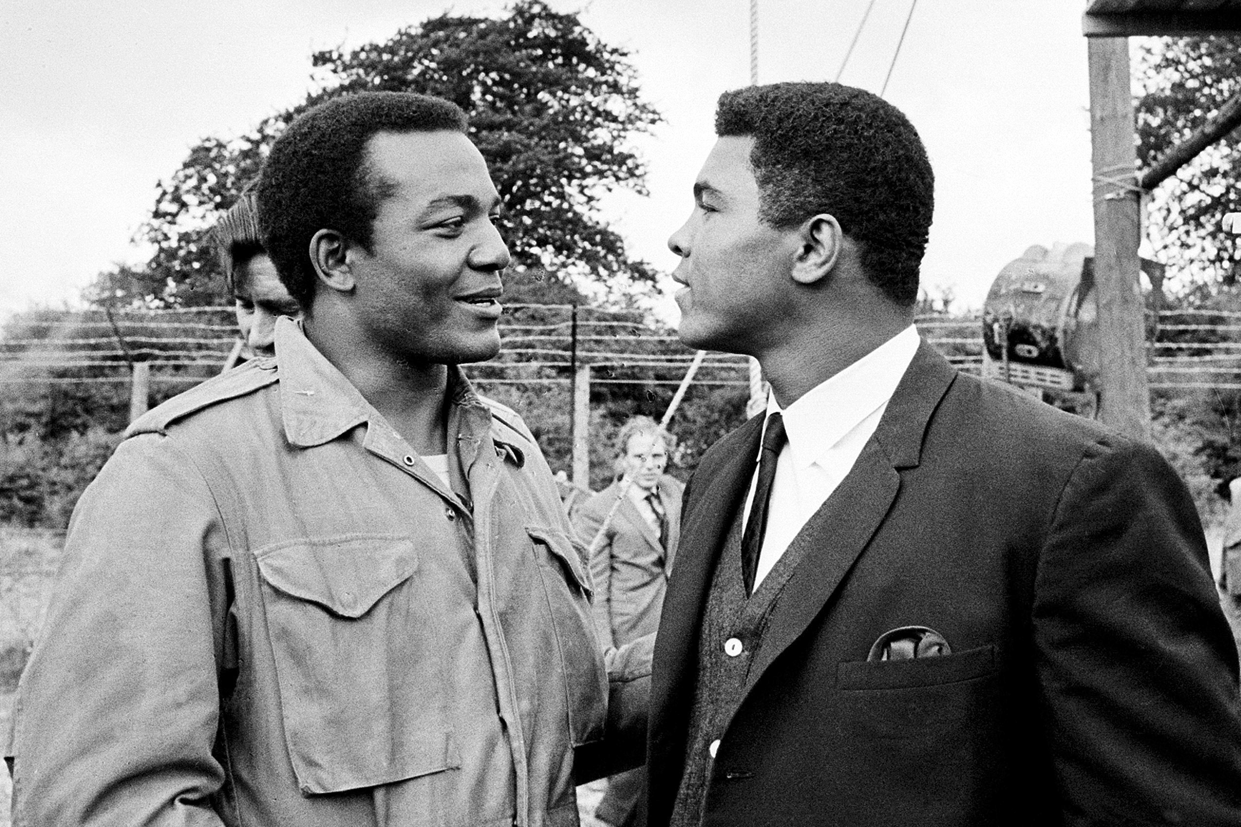 Jim Brown, legendary NFL star and civil rights advocate, dies at 87 - The  Boston Globe