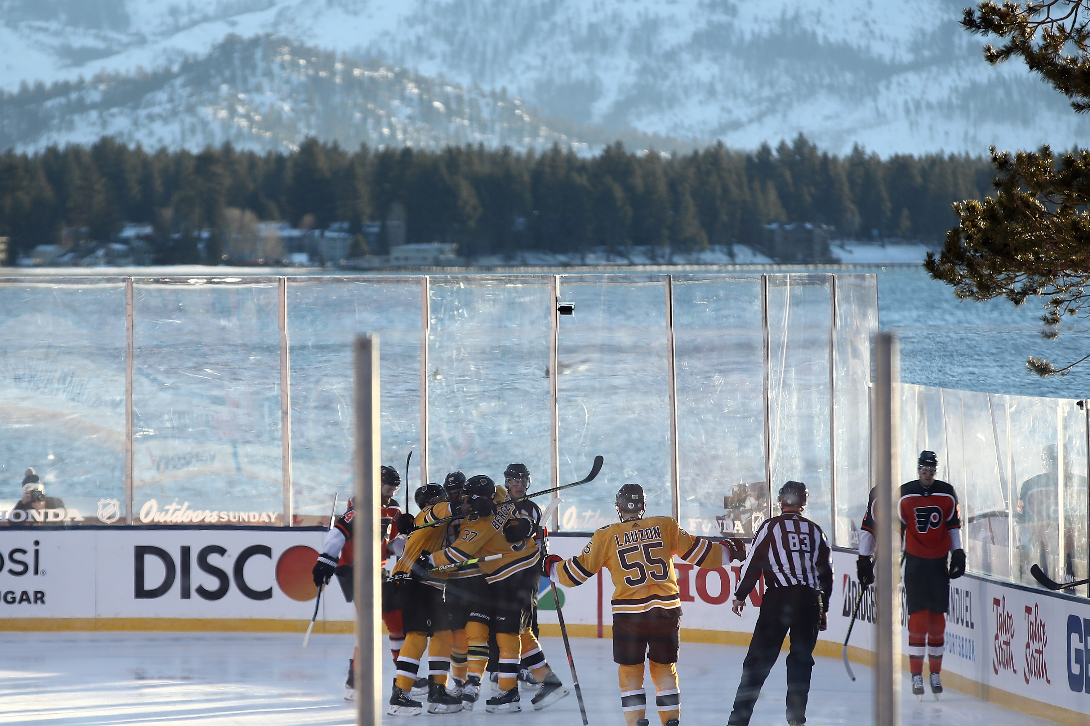 How the Winter Classic became the Bruins' bonding moment