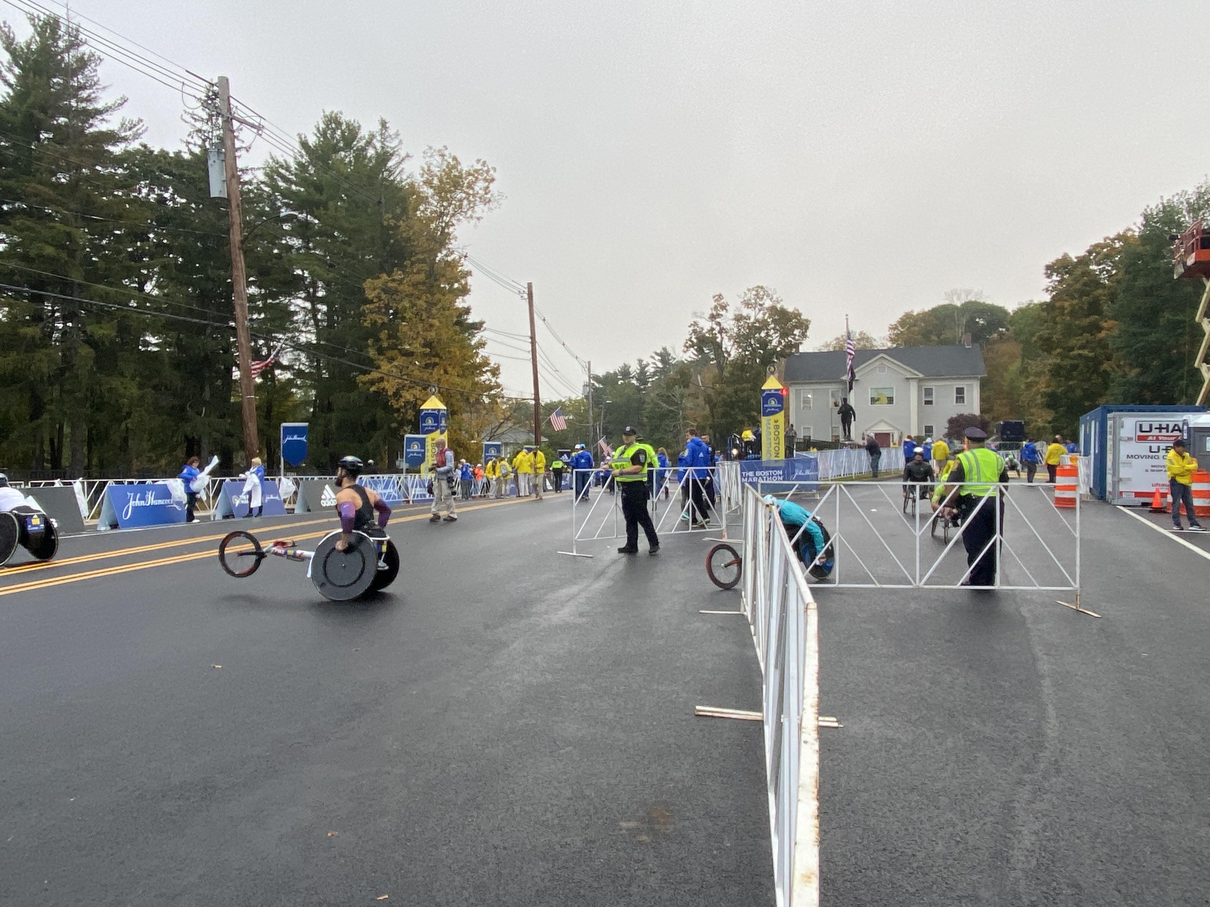 The first athletes are queuing at the starting line with the men’s wheelchair division set to start shortly after 8 a.m .