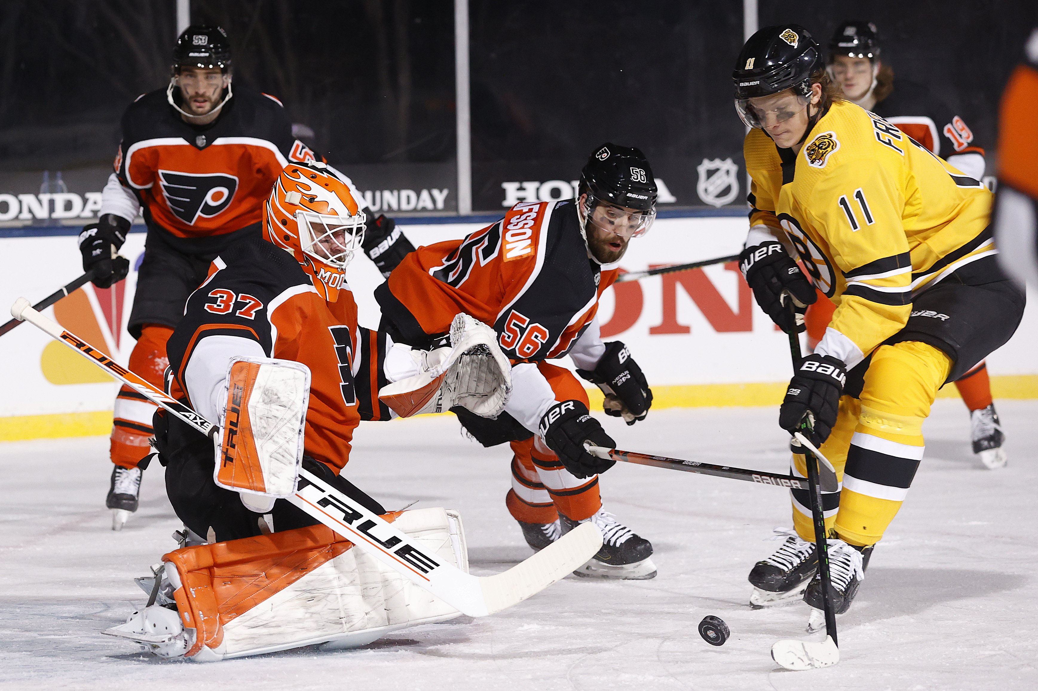 Bruins 7, Flyers 3: Flyers tread water until B's chase Hart at Lake Tahoe