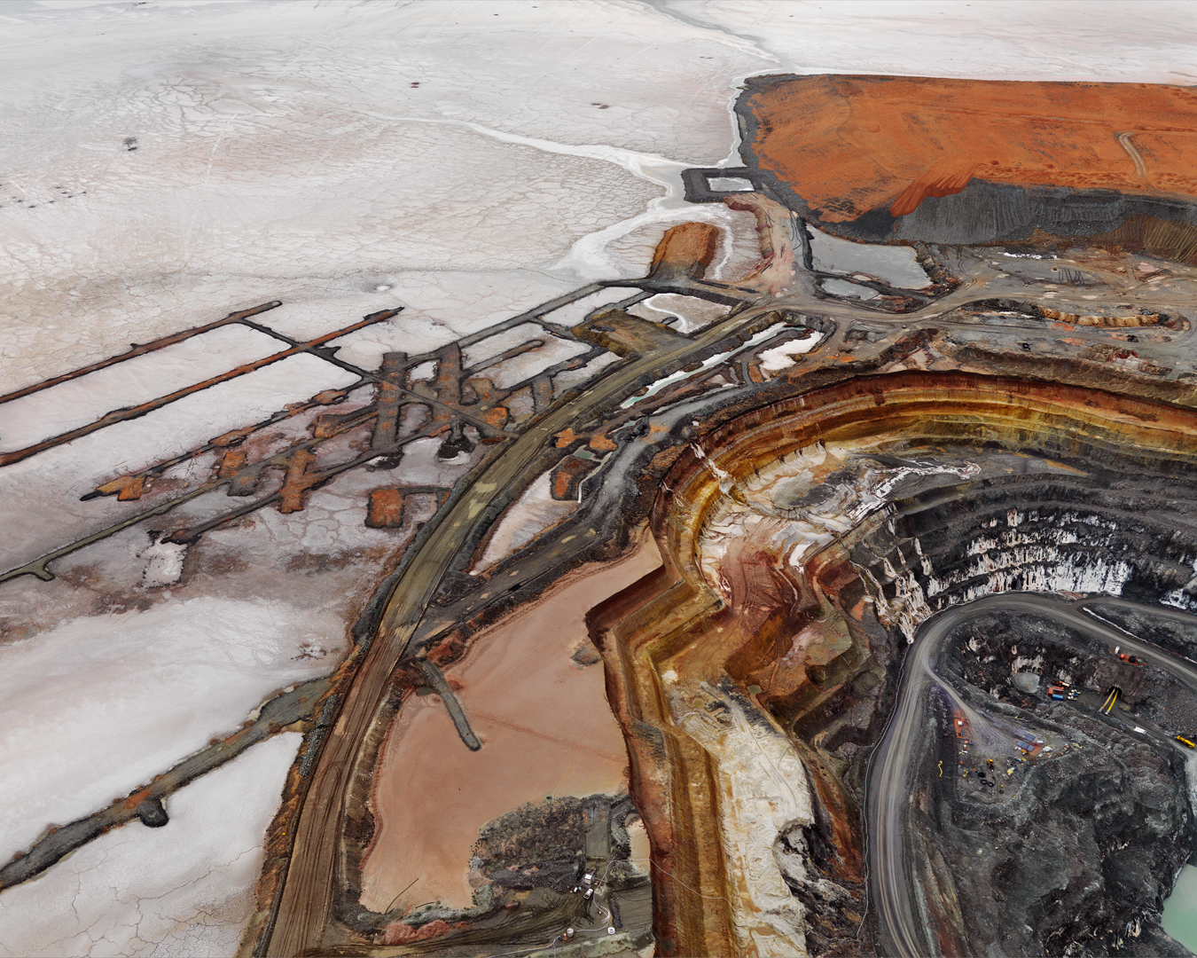 Edward Burtynsky - Water - Exhibitions - Sundaram Tagore Gallery