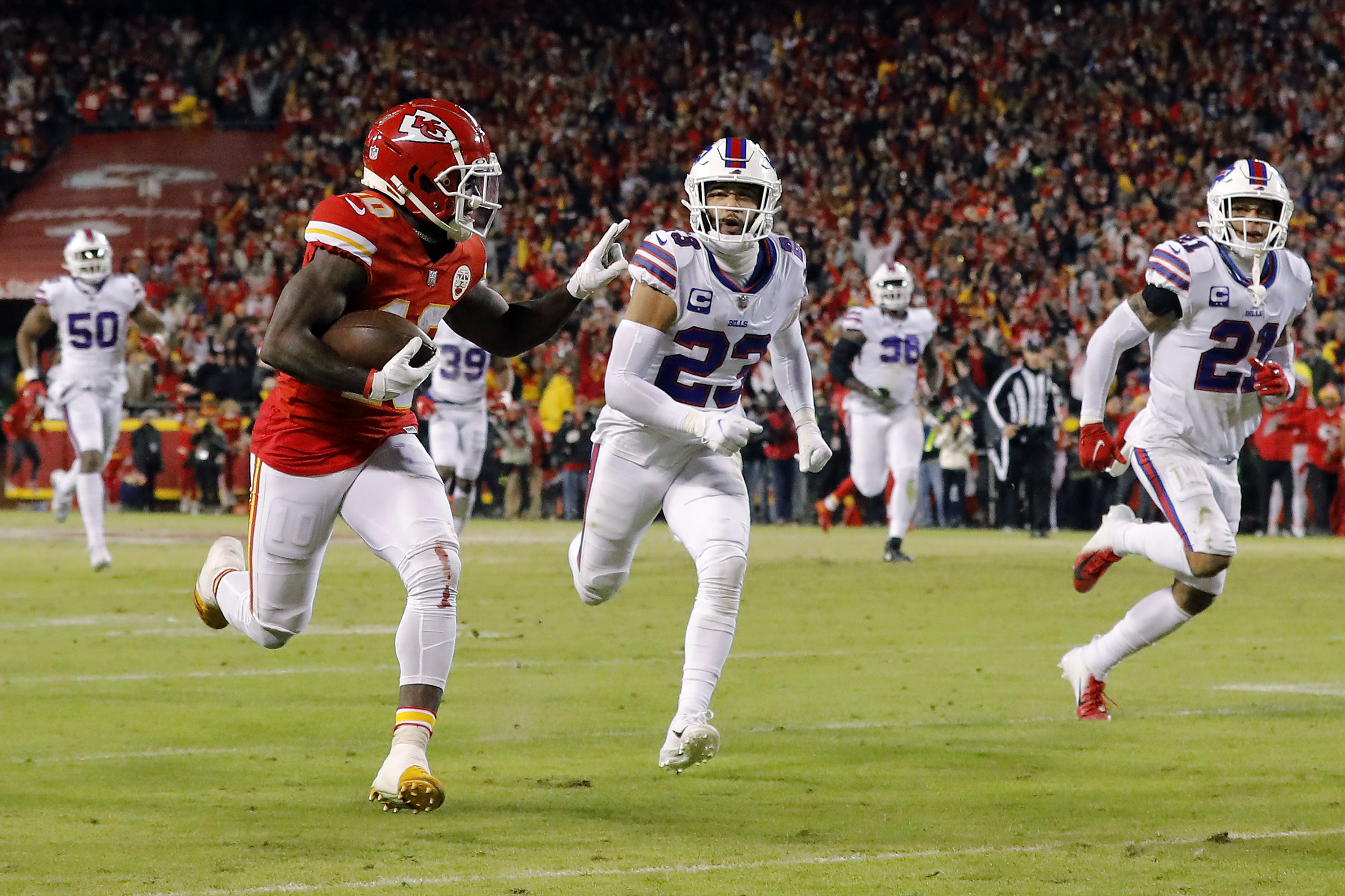 Chiefs rally past Buffalo 42-36 in OT in wild playoff game – The