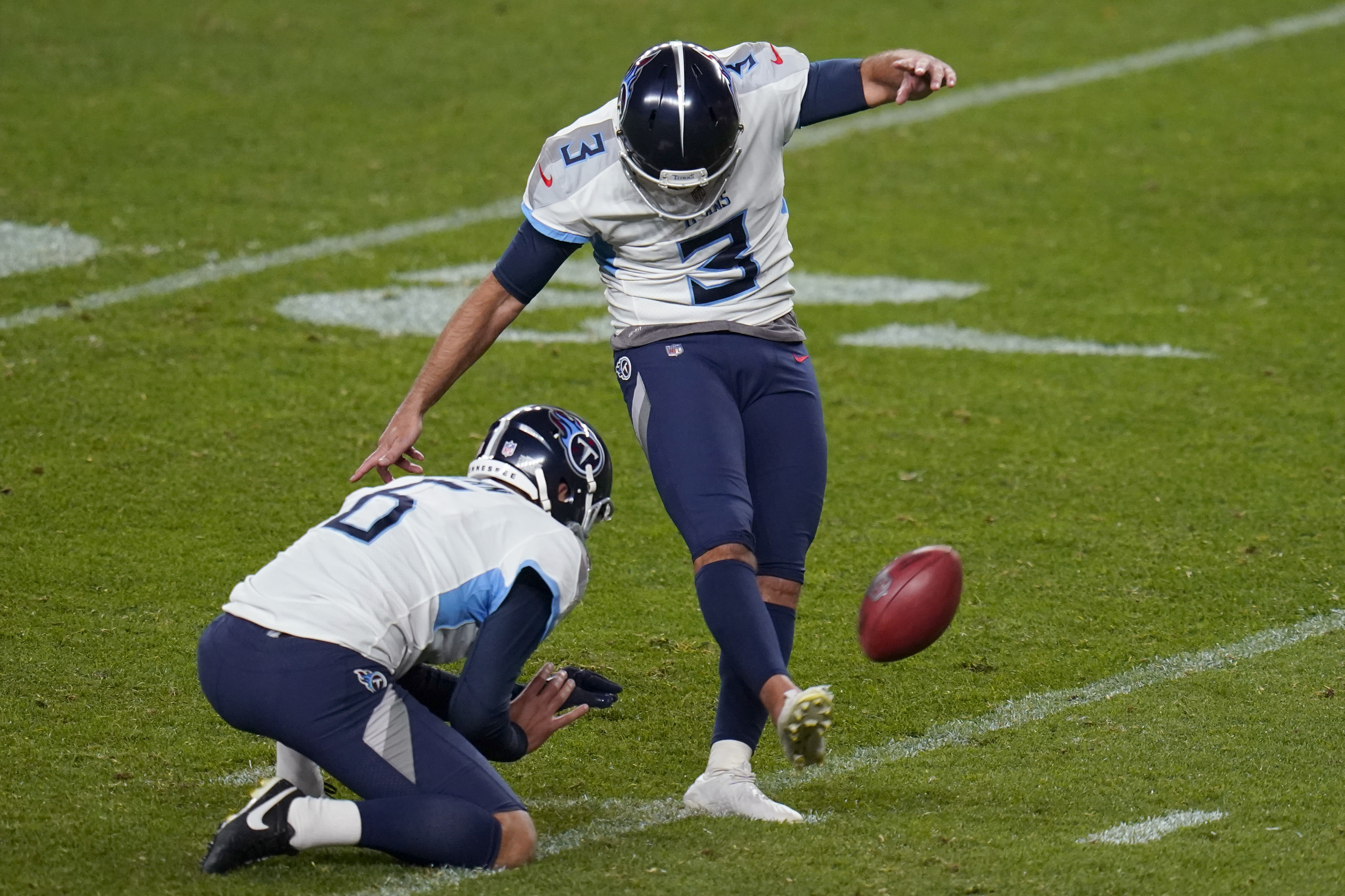 Right Place, Right Time for Stephen Gostkowski - Sports Illustrated  Tennessee Titans News, Analysis and More