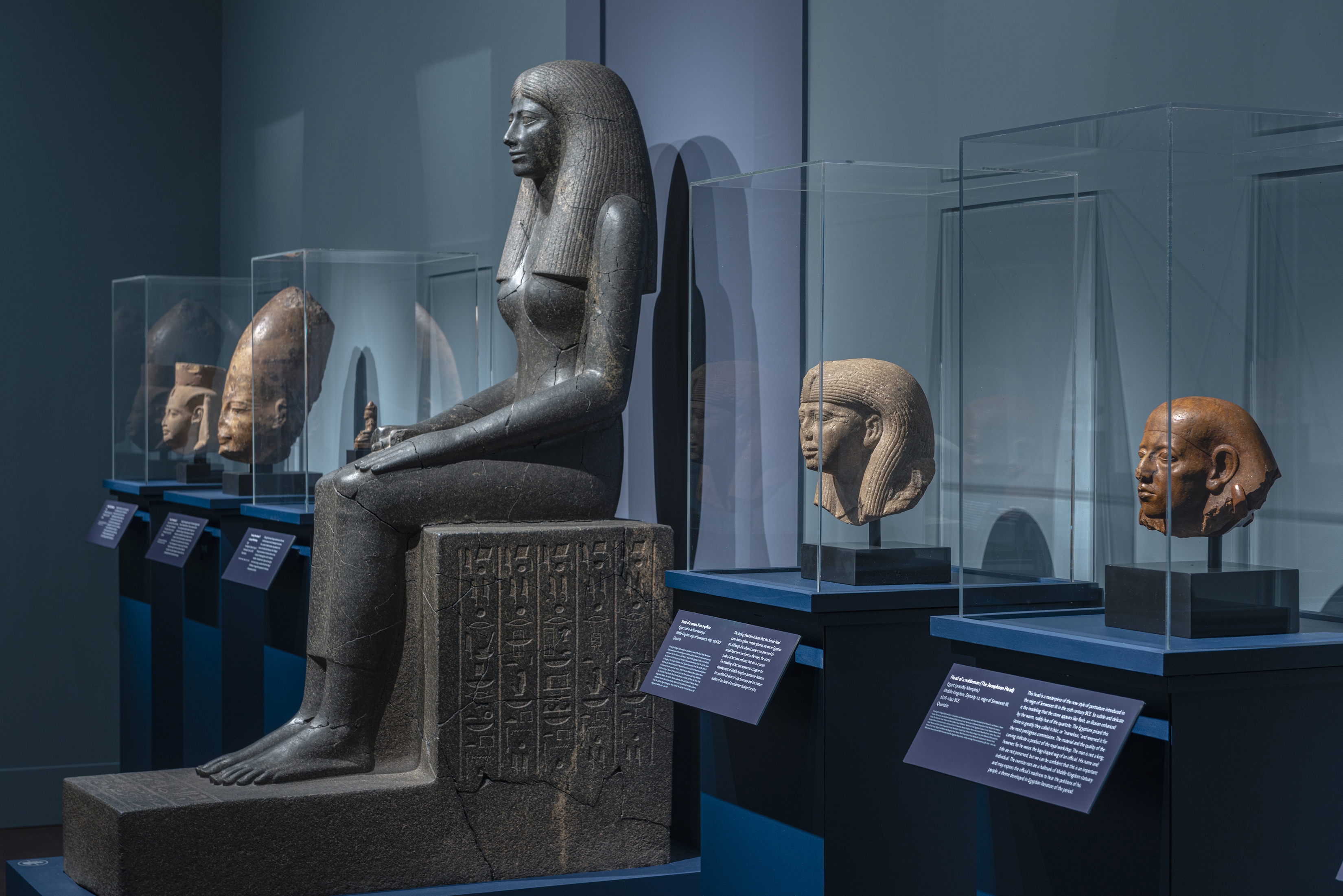 Une vue des galeries de l'Égypte ancienne redessinées au MFA.